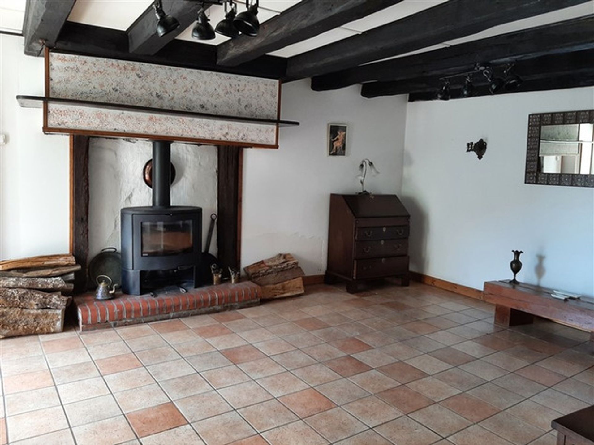 Hus i Bussiere-Poitevine, Nouvelle-Aquitaine 10083640