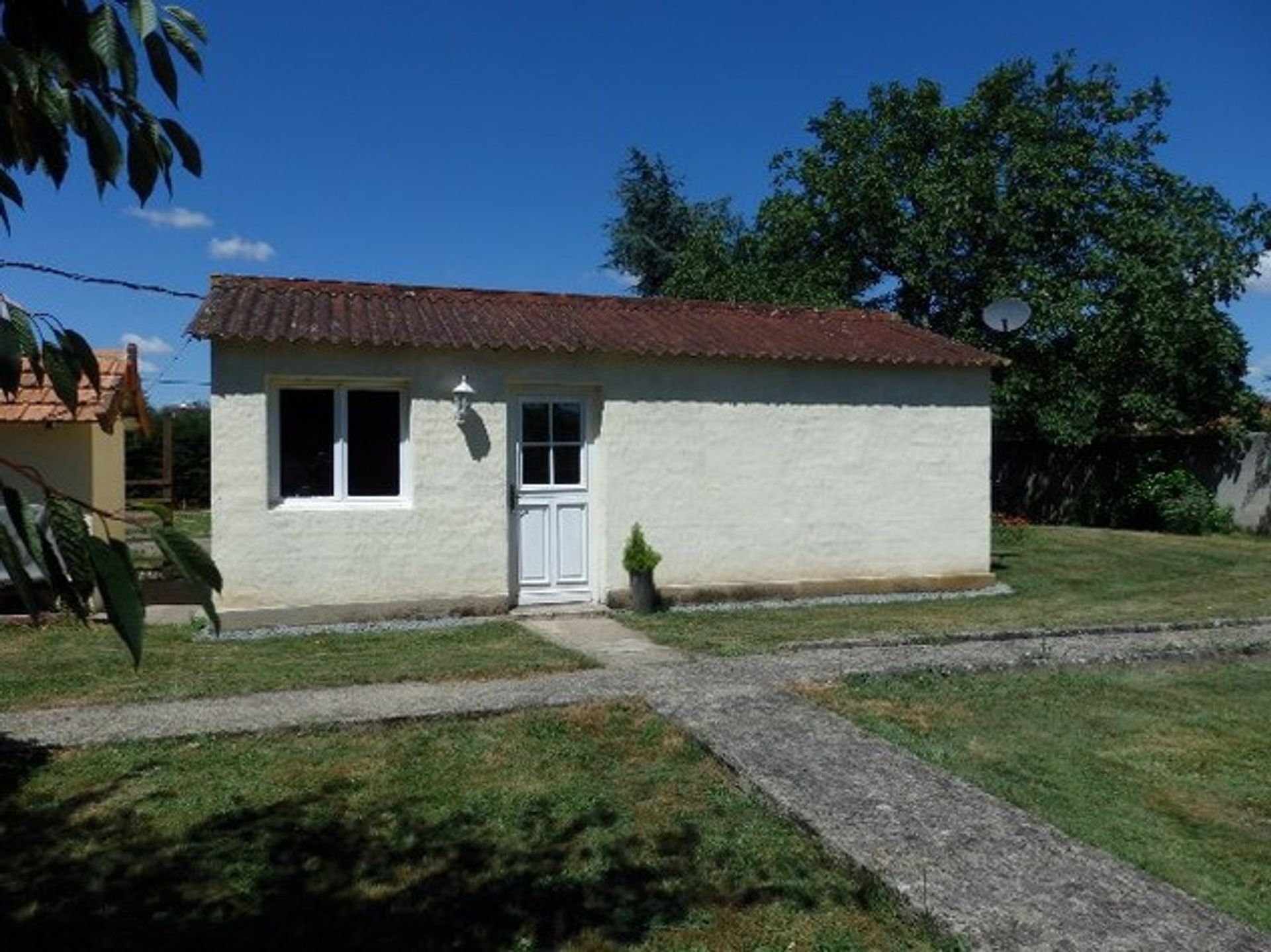 Hus i Millac, Poitou-Charentes 10083669