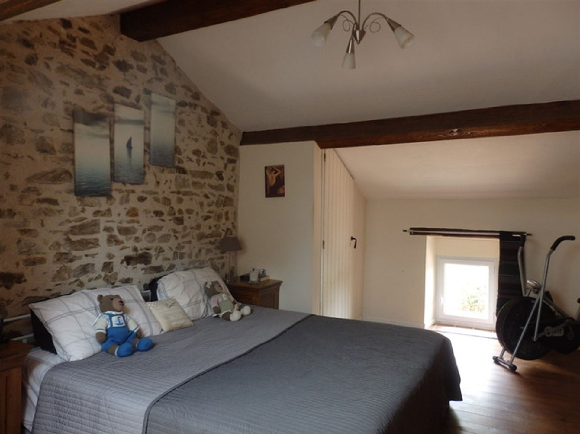 Συγκυριαρχία σε Adriers, Poitou-Charentes 10083676