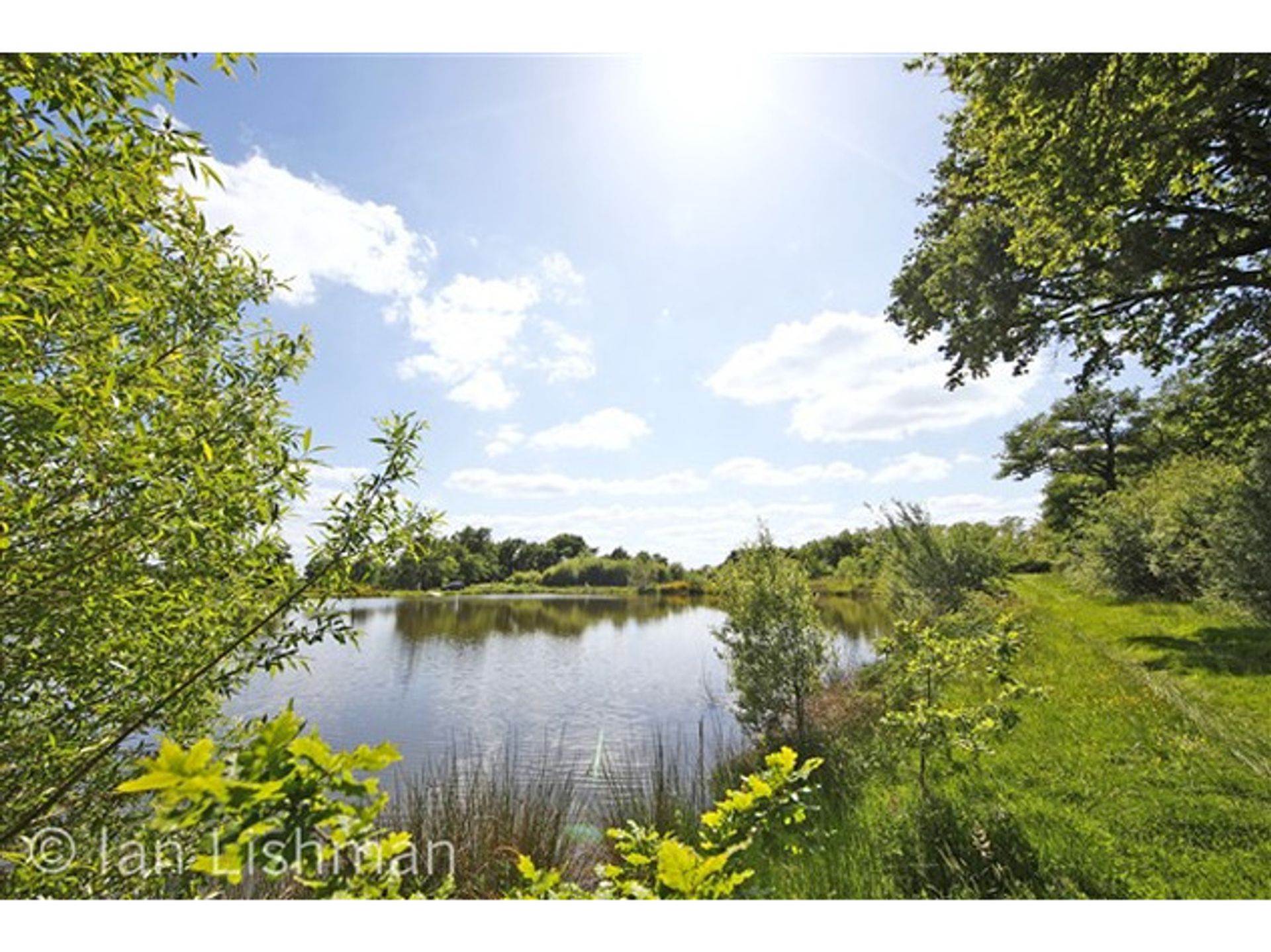 Eigentumswohnung im Confolens, Poitou-Charentes 10083689