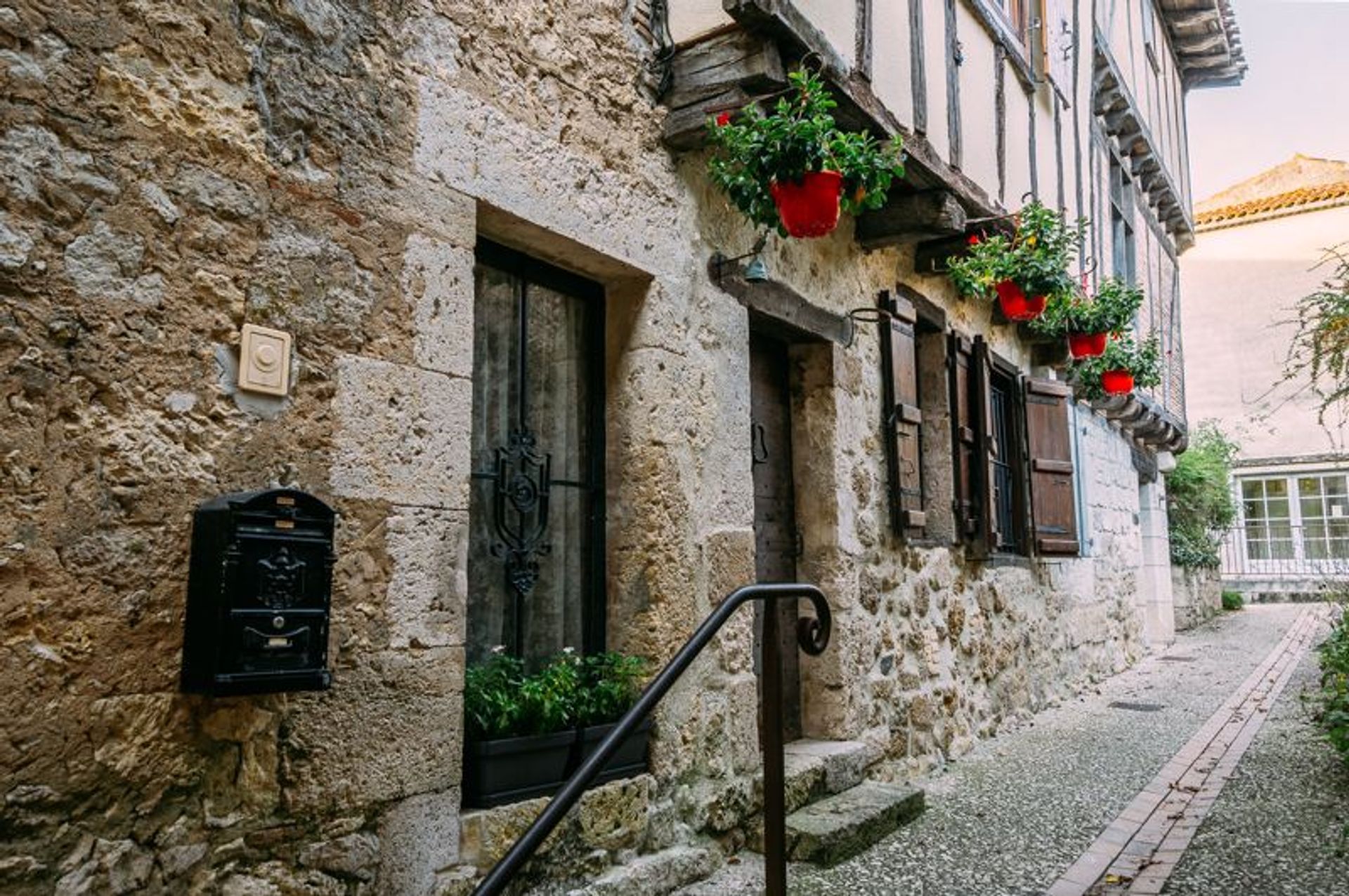 بيت في La Romieu, Midi-Pyrenees 10083699