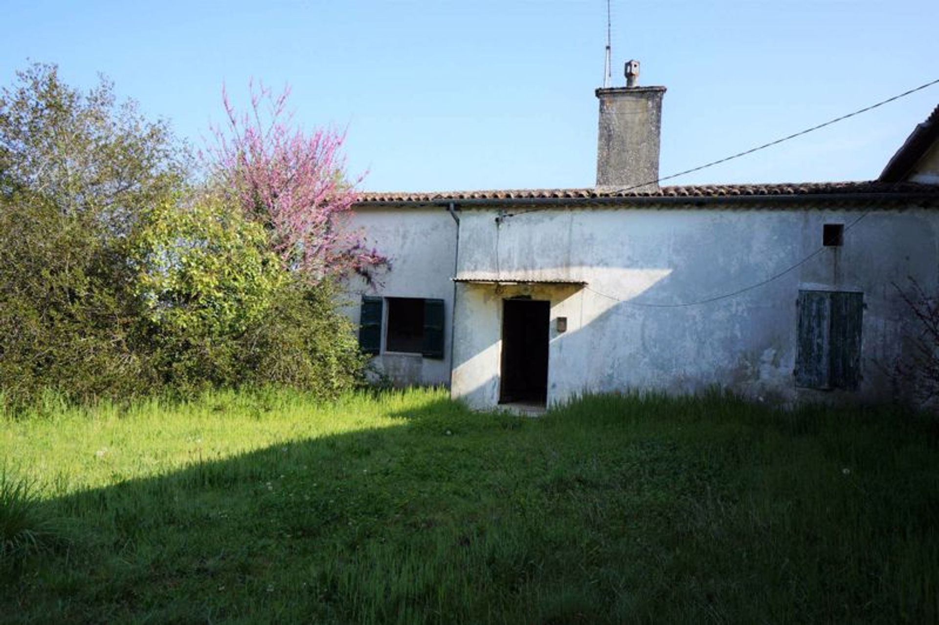 Haus im Fources, Midi-Pyrenees 10083721