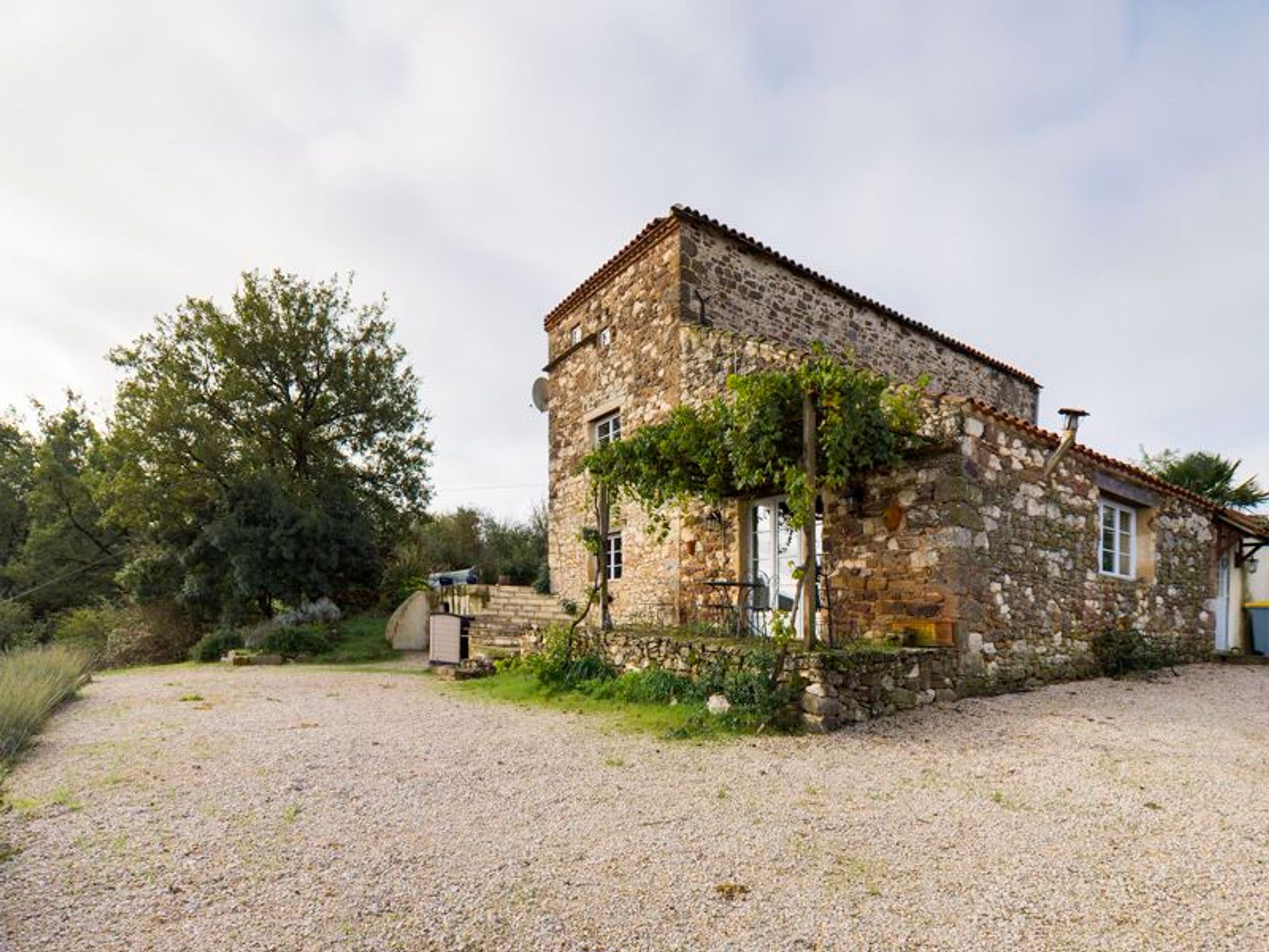 casa no Monesties, Midi-Pyrenees 10083729