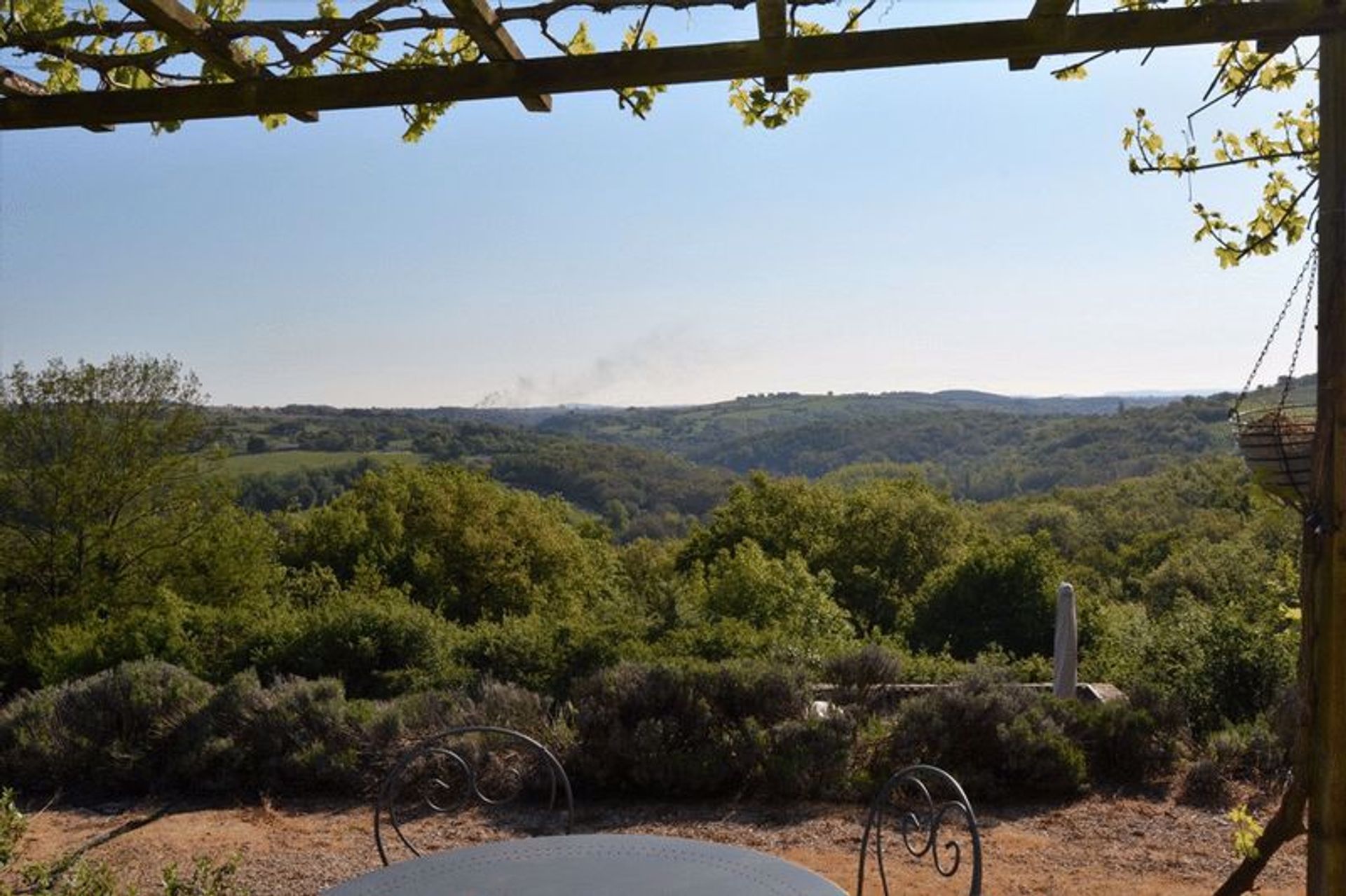 жилой дом в Monesties, Occitanie 10083729