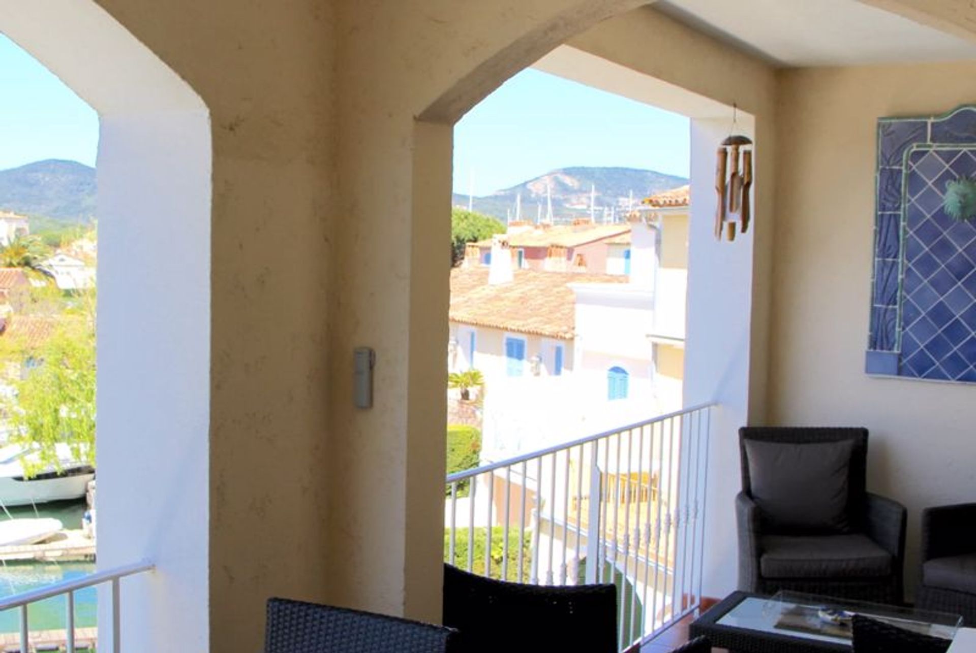 Condominium dans Port Grimaud, Provence-Alpes-Cote d'Azur 10083735