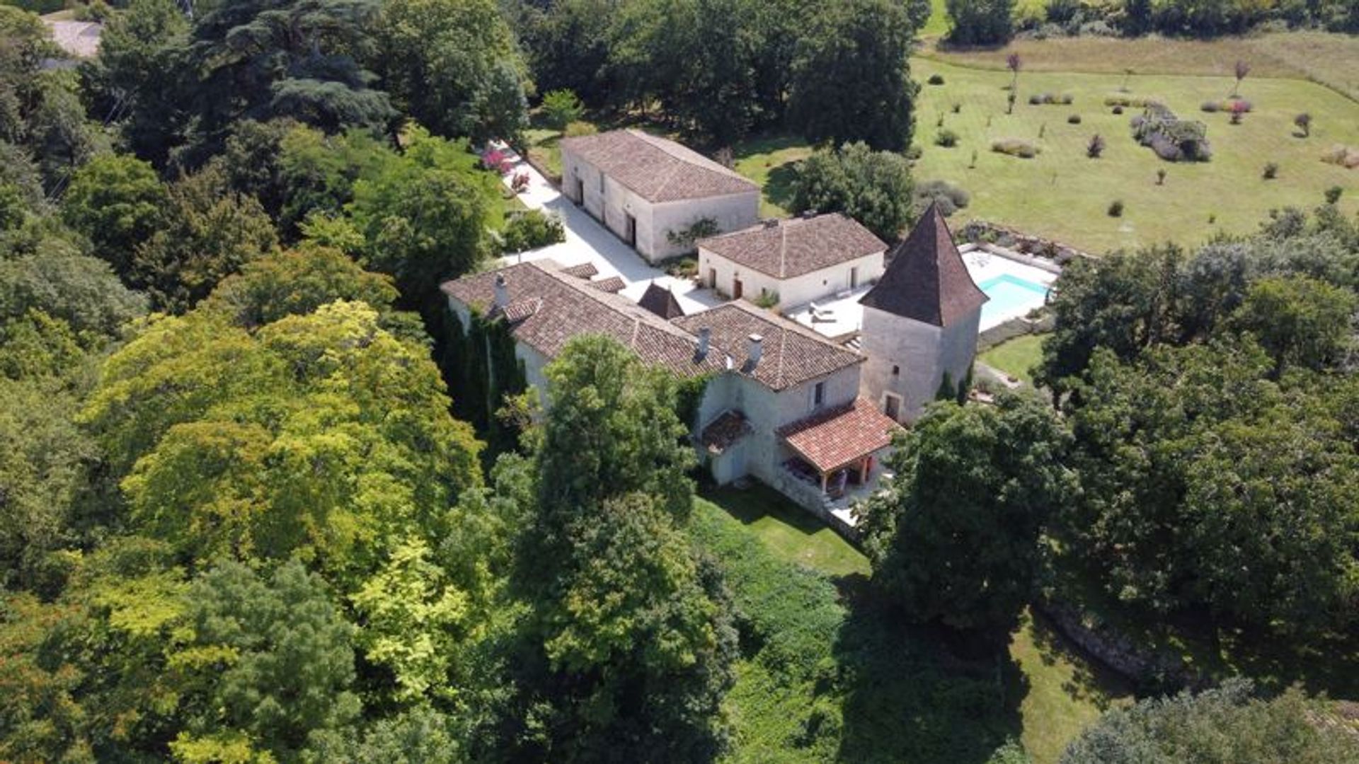 Hus i Rocquecor, Midi-Pyrenees 10083736