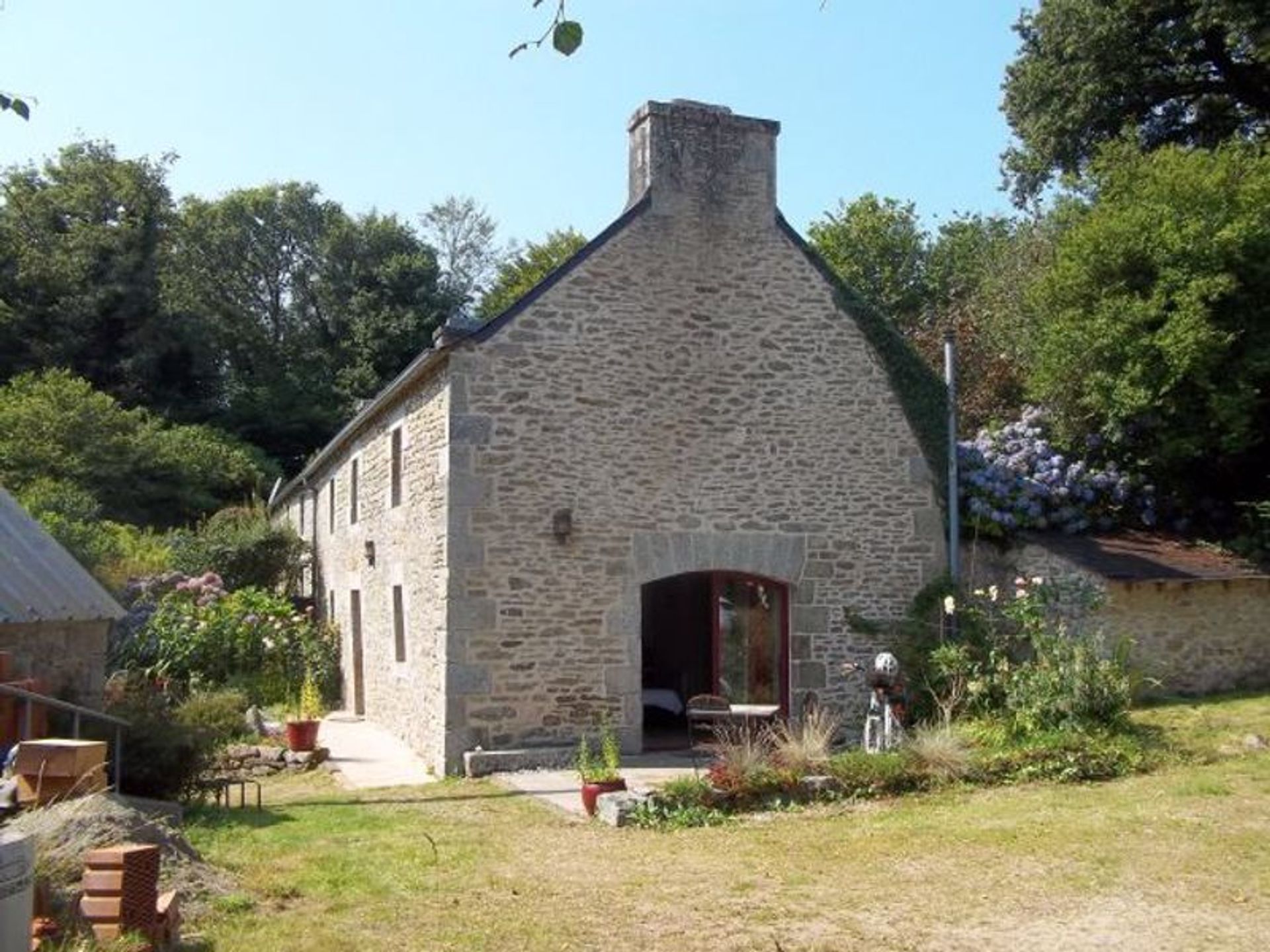 loger dans Huelgoat, Bretagne 10083740