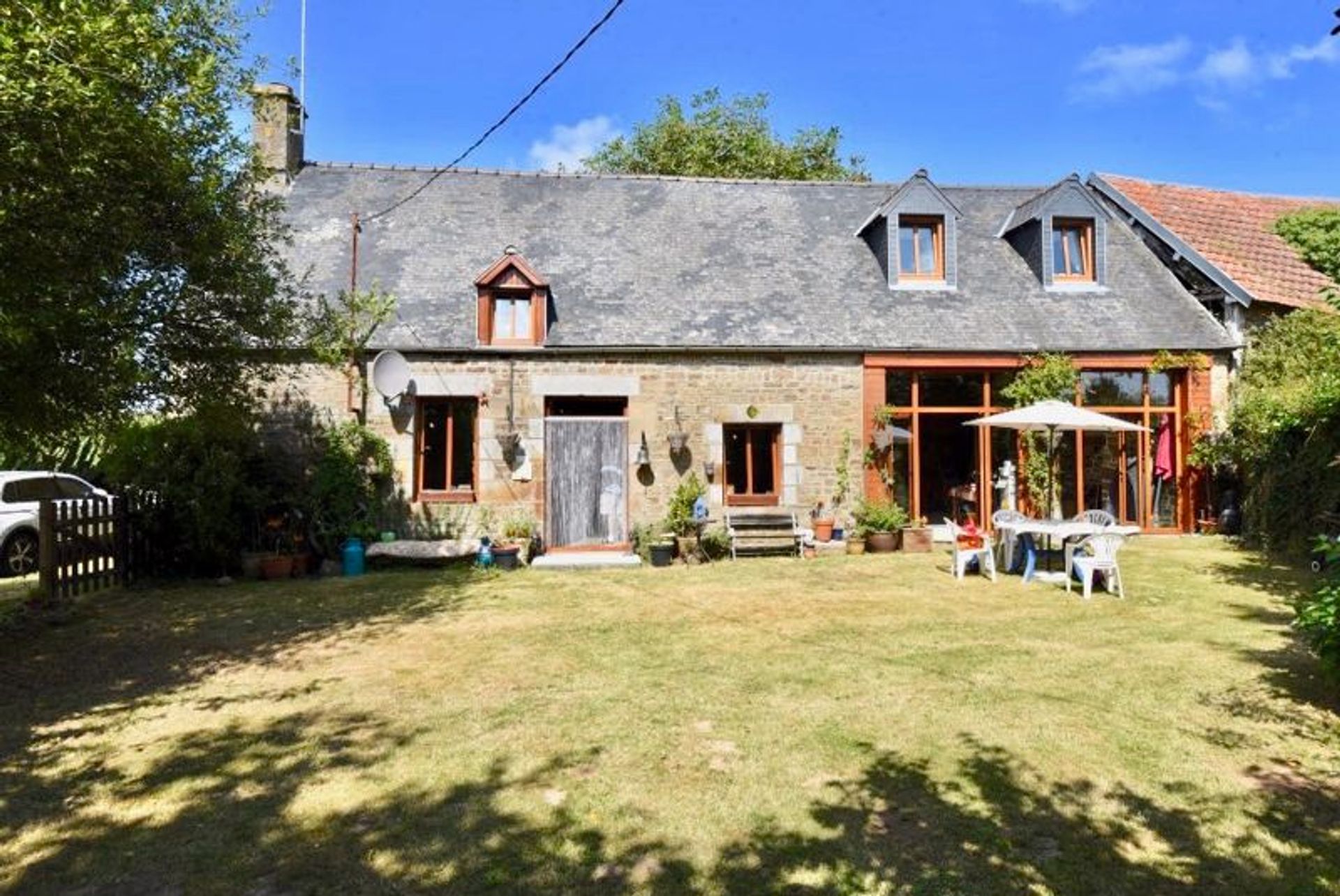 casa en St Martin de Landelles, Basse-Normandie 10083741