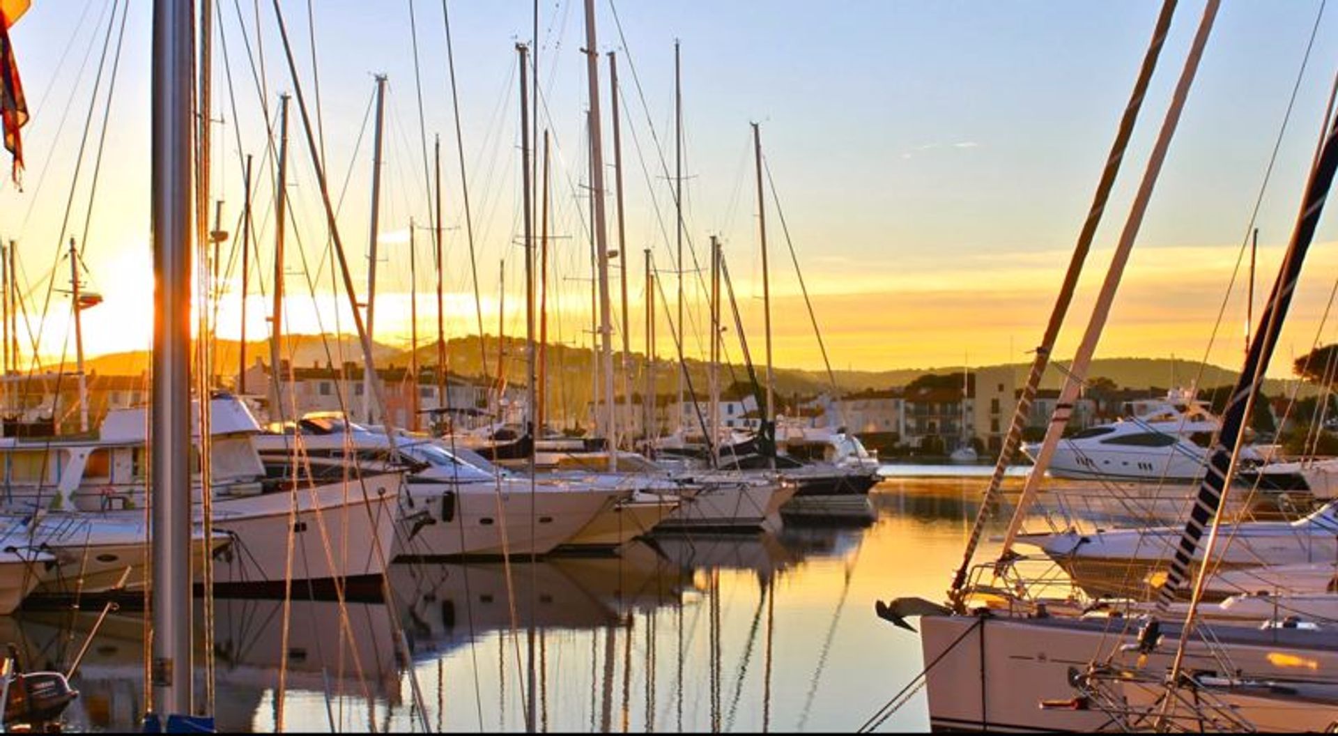 Osakehuoneisto sisään Port Grimaud Var, Provence-Alpes-Cote d'Azur 10083742