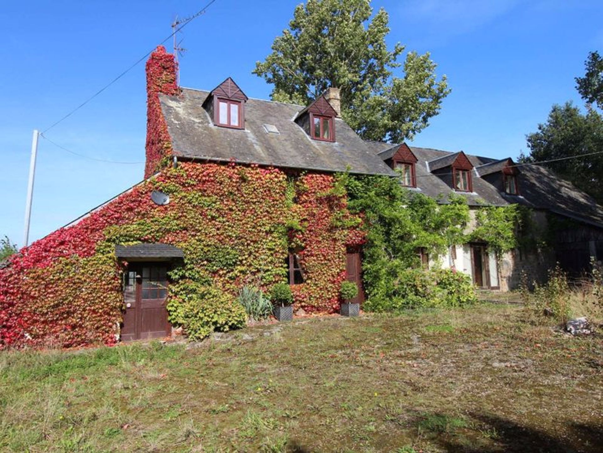 Hus i Mantilly, Normandie 10083743