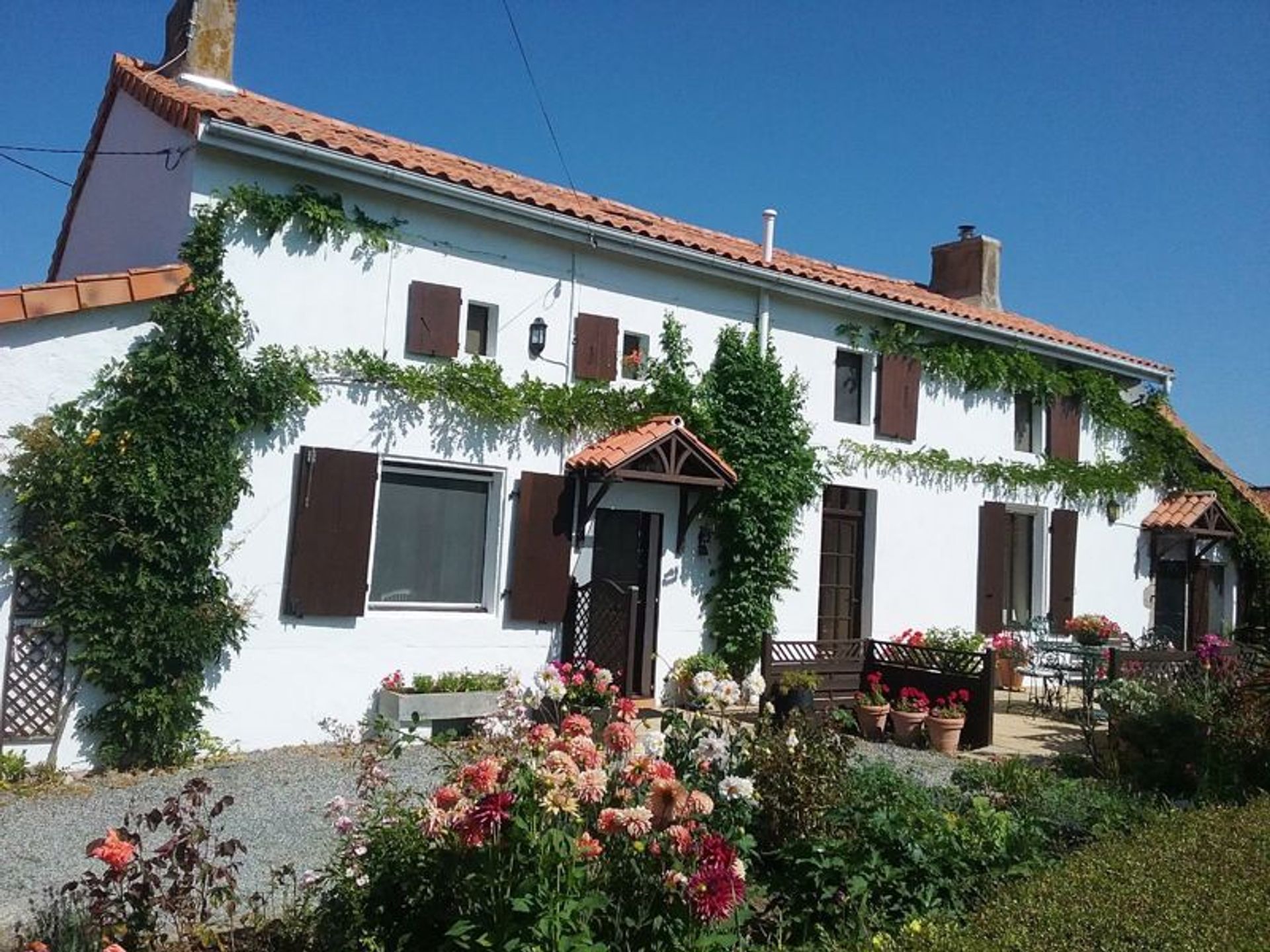 Casa nel L'Absie, Nouvelle-Aquitaine 10083747