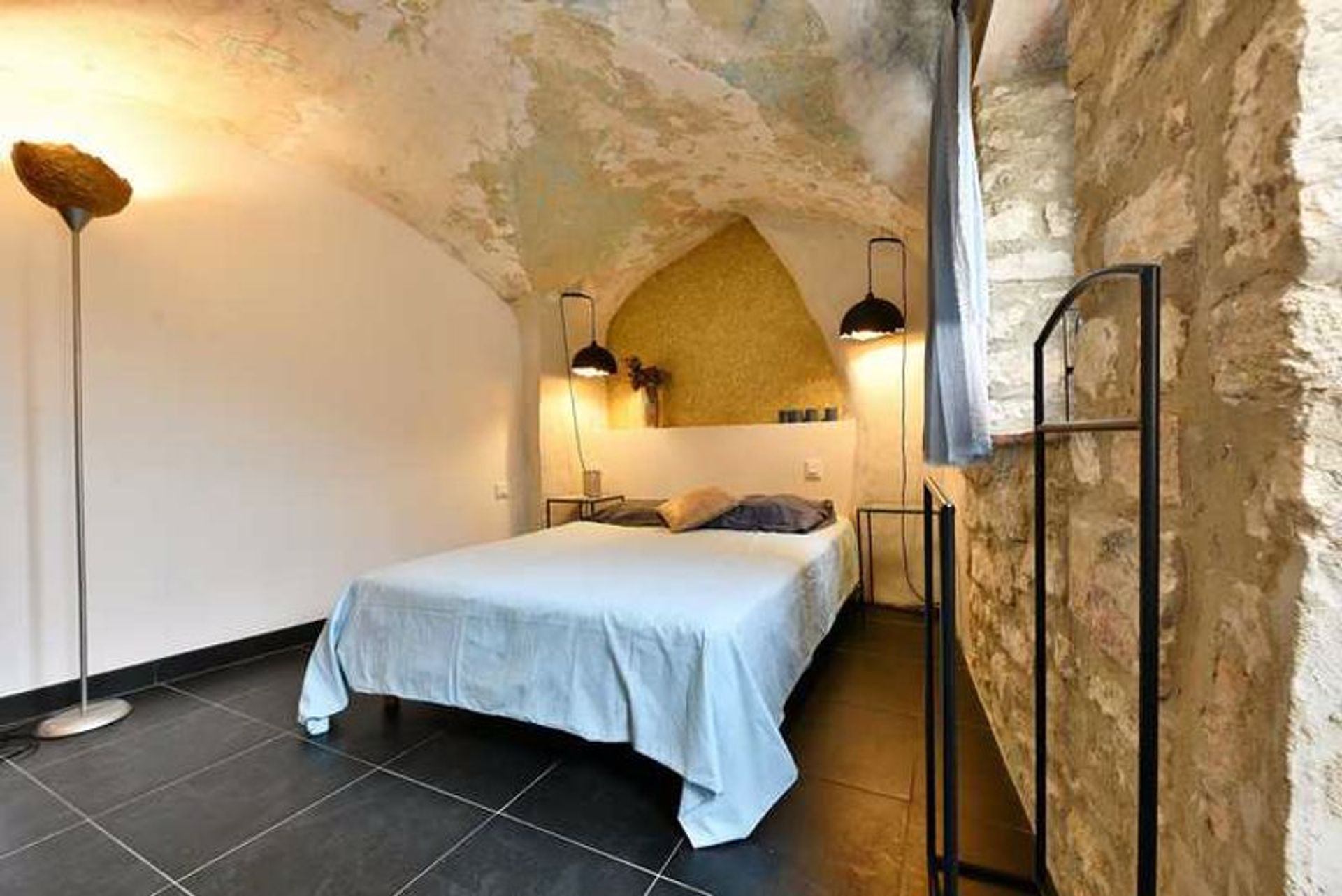 Huis in Uzes, Languedoc-Roussillon 10083774