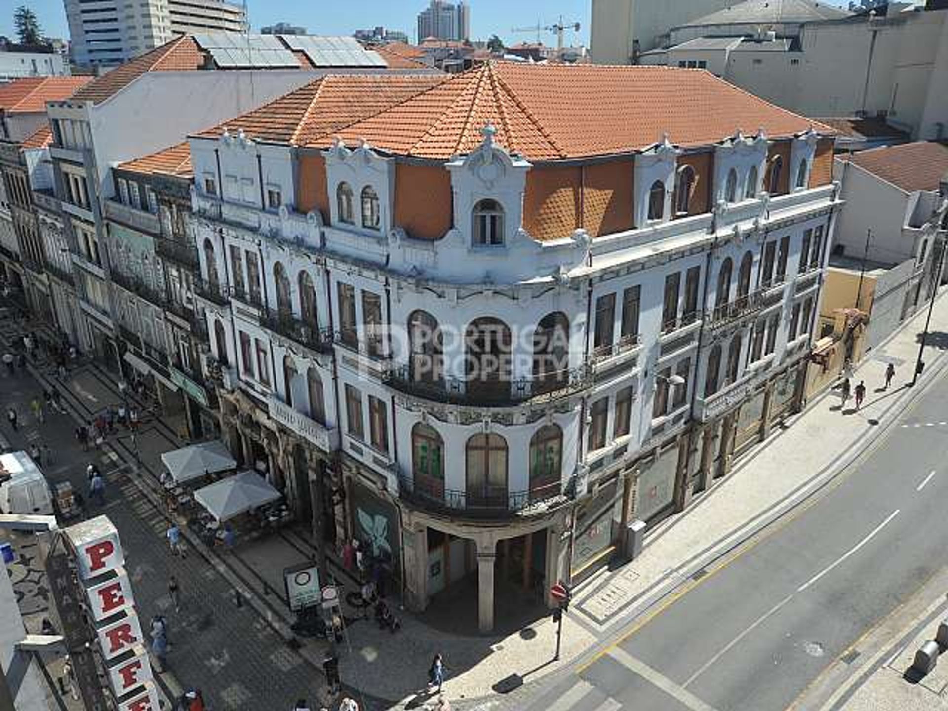 loger dans Porto, 136 Praça de Mouzinho de Albuquerque 10084273