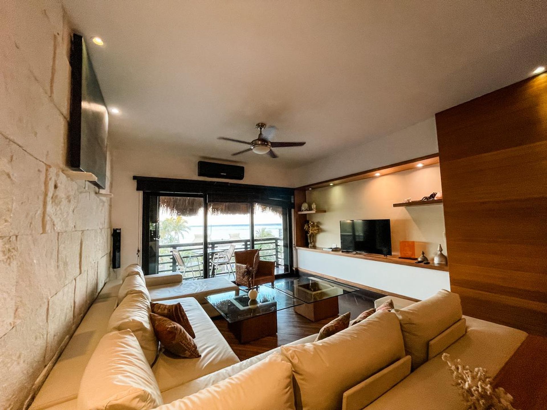 Condominium in Playa del Carmen,  10084907