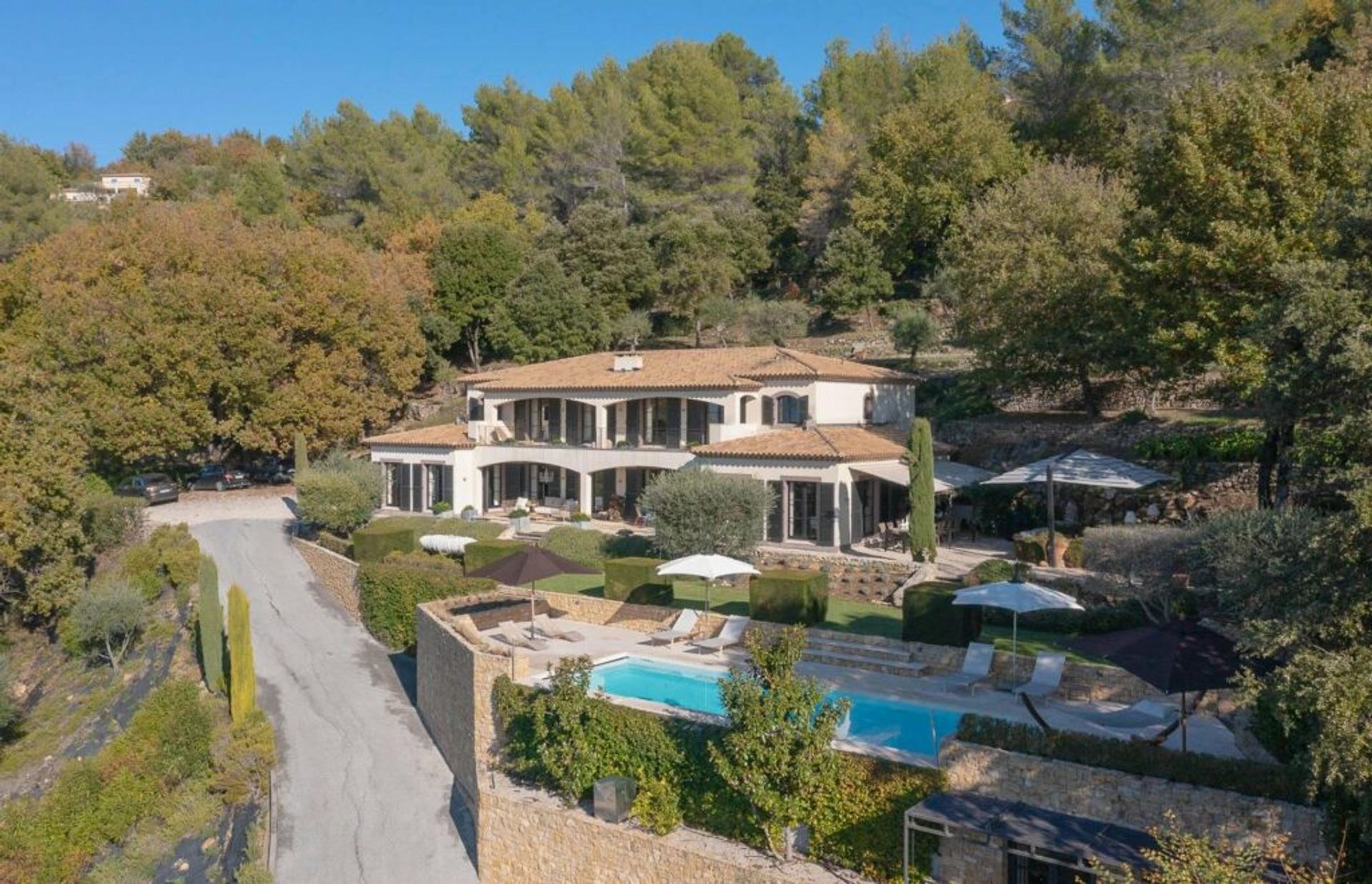 Будинок в Montauroux, Provence-Alpes-Cote d'Azur 10085866