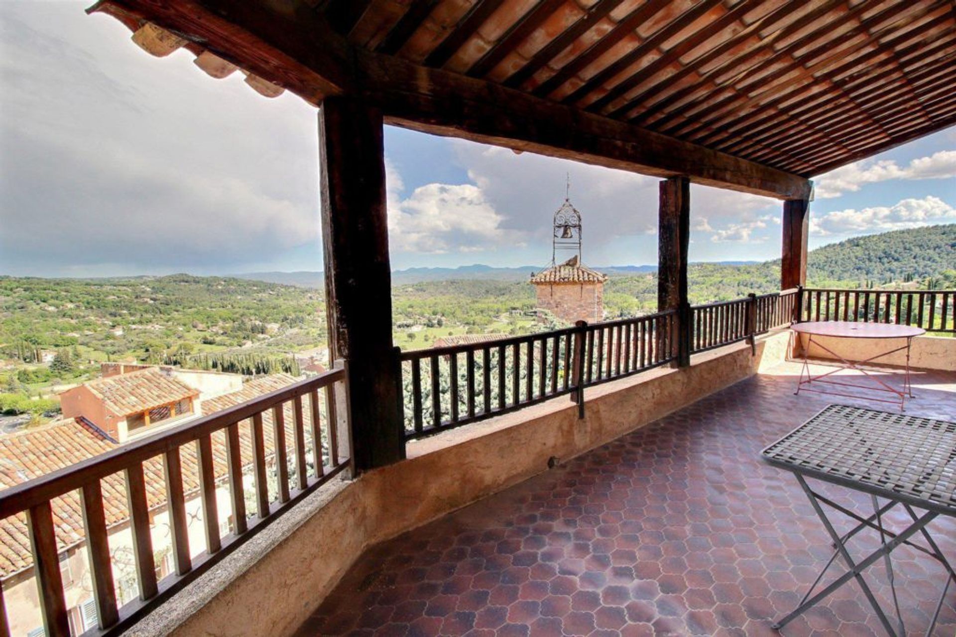 rumah dalam Seillans, Provence-Alpes-Côte d'Azur 10085987