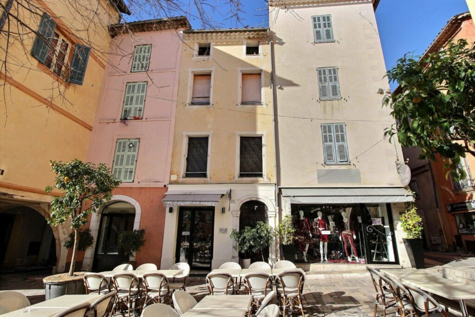 Condominium in Valbonne, Provence-Alpes-Cote d'Azur 10086269