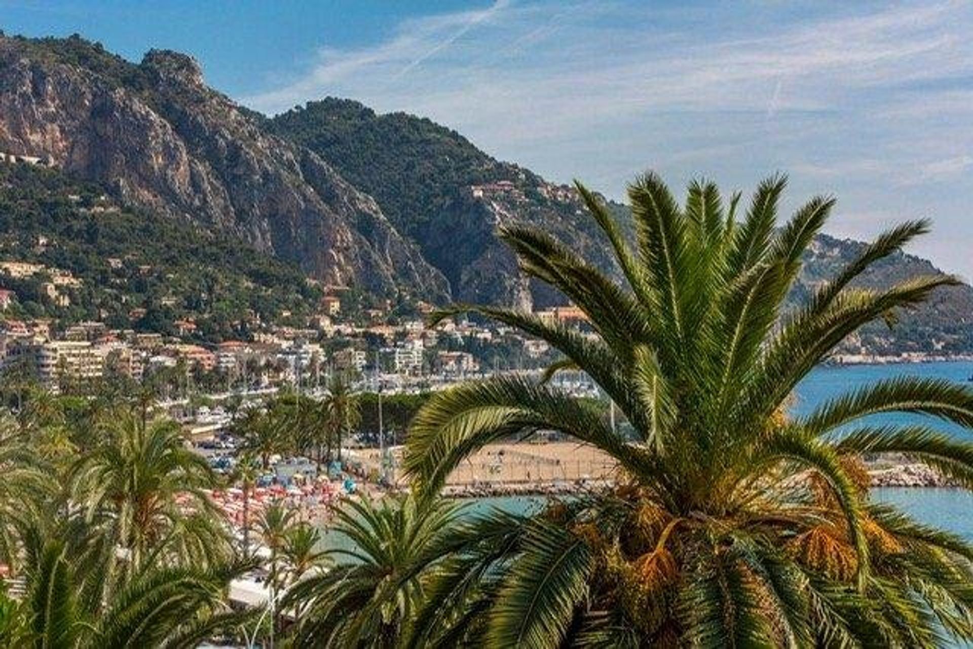 Pengecer di Menton, Provence-Alpes-Cote d'Azur 10086274