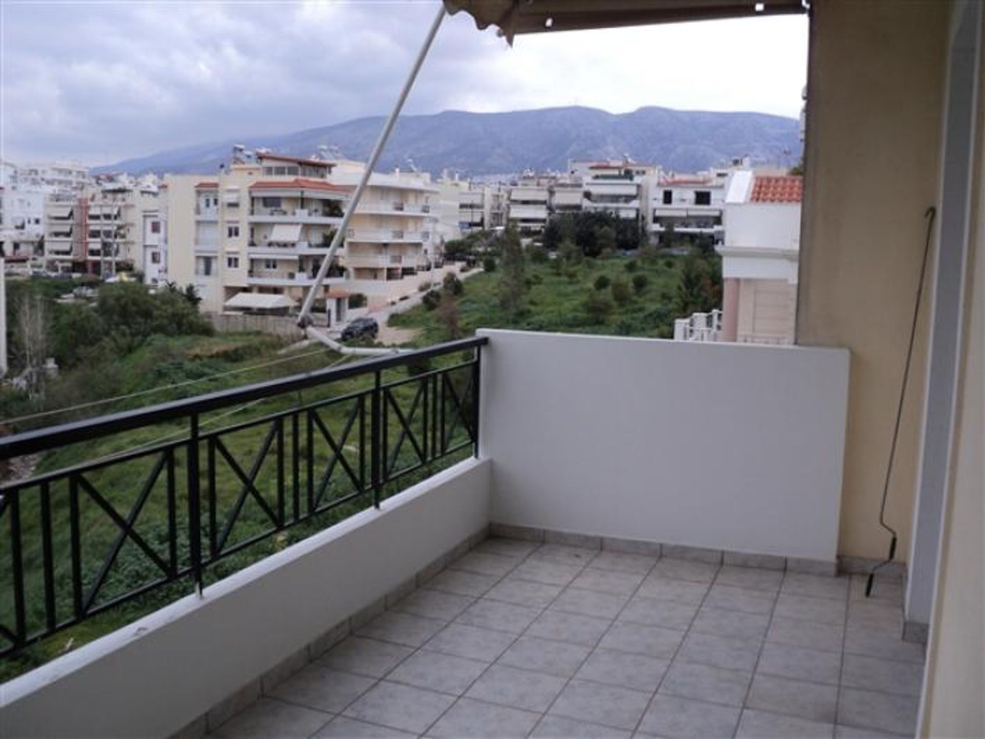 Condominium in Alimos, Attica-Athens-South 10086837