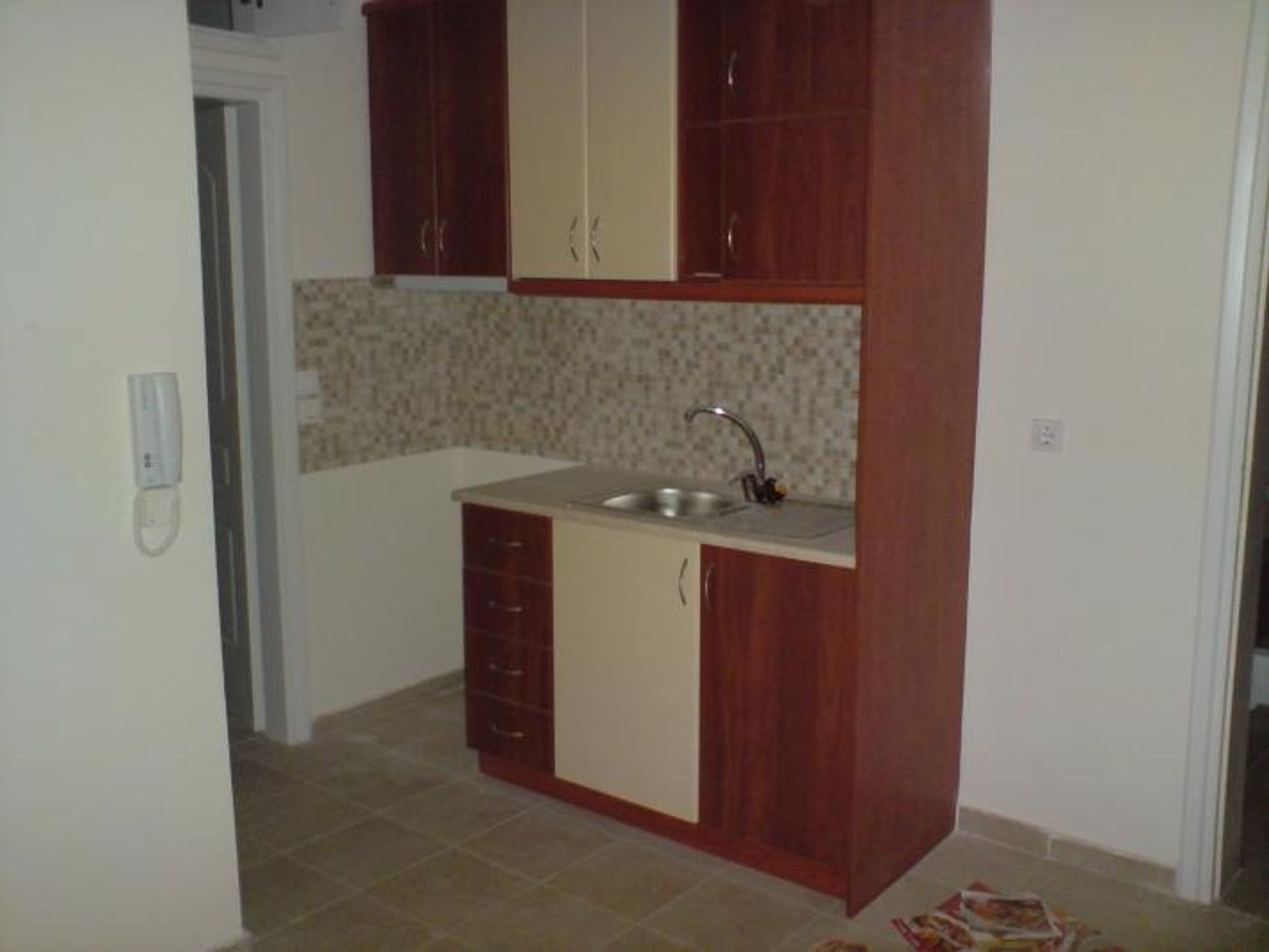 Condominium dans Kalamata, Messinia 10086892