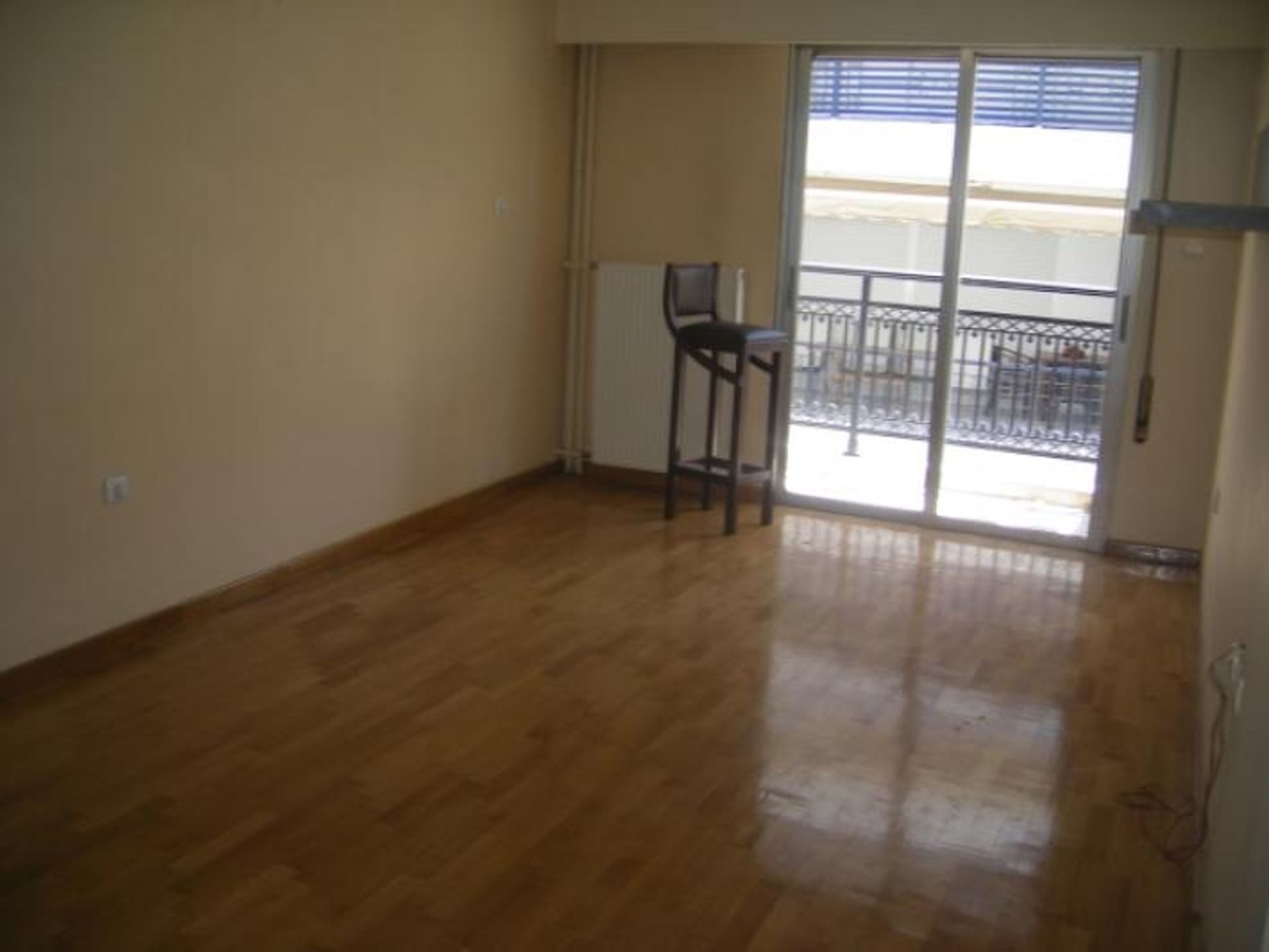 Condominium in Piraiki, Pireas 10086982