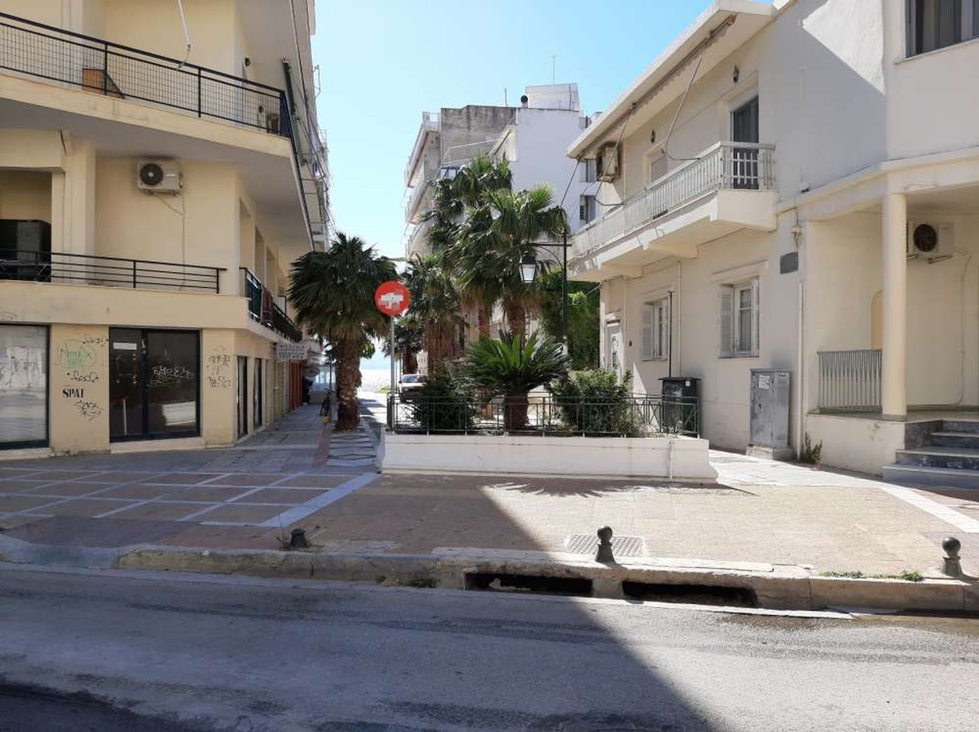 Retail in Loutraki, Korinthia 10087545