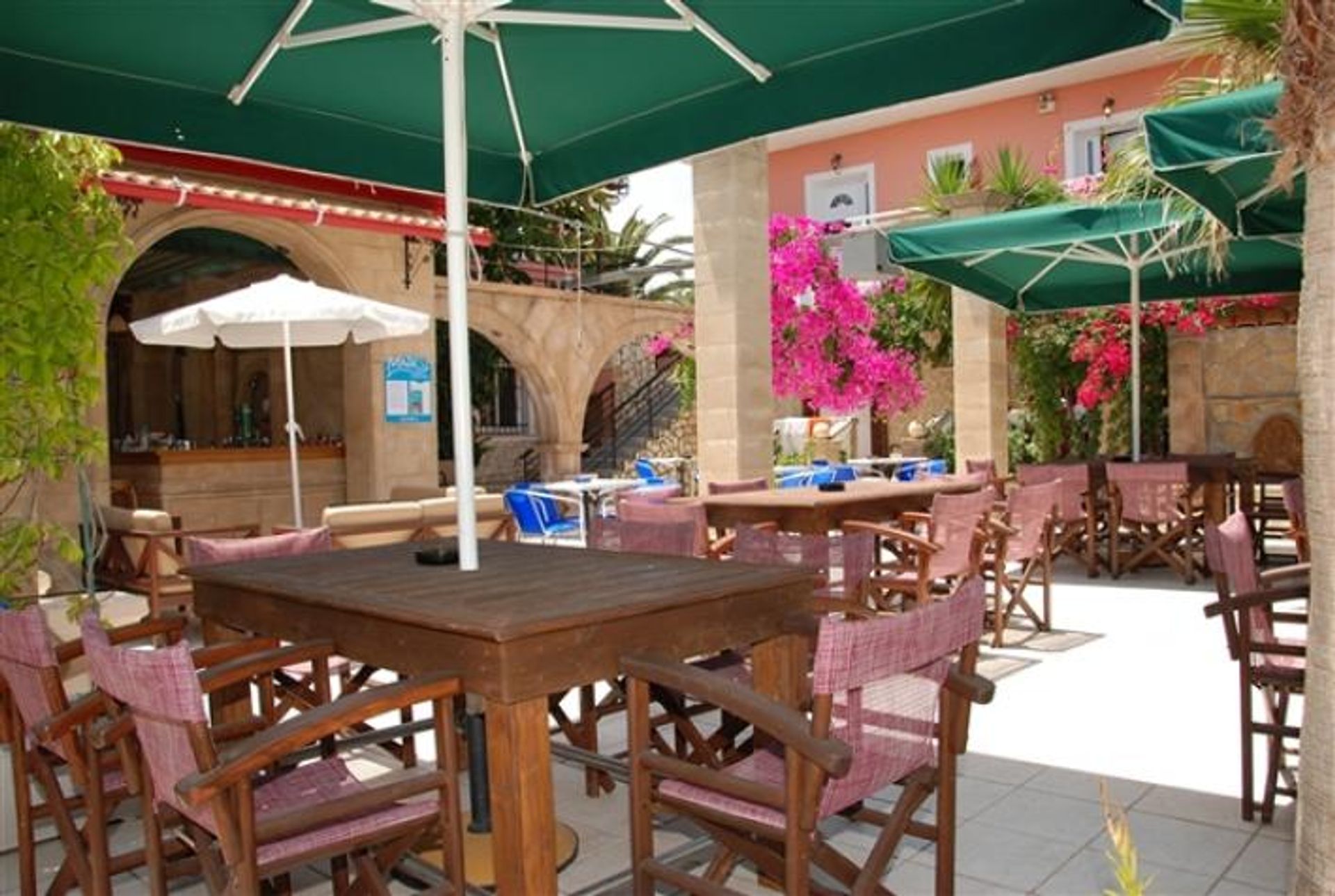 Retail in Zakynthos, Zakinthos 10087551