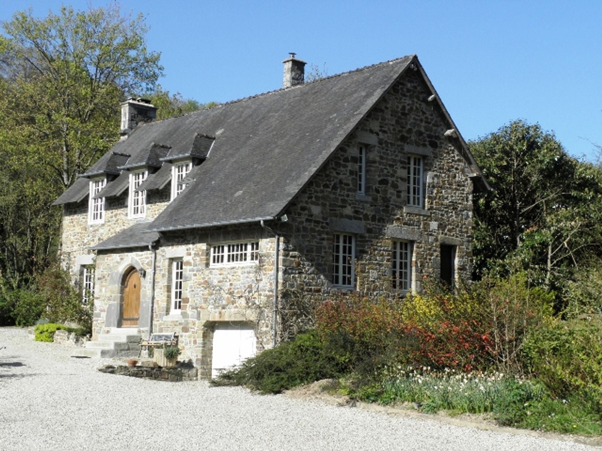 жилой дом в Villedieu-les-Poeles, Normandie 10088027