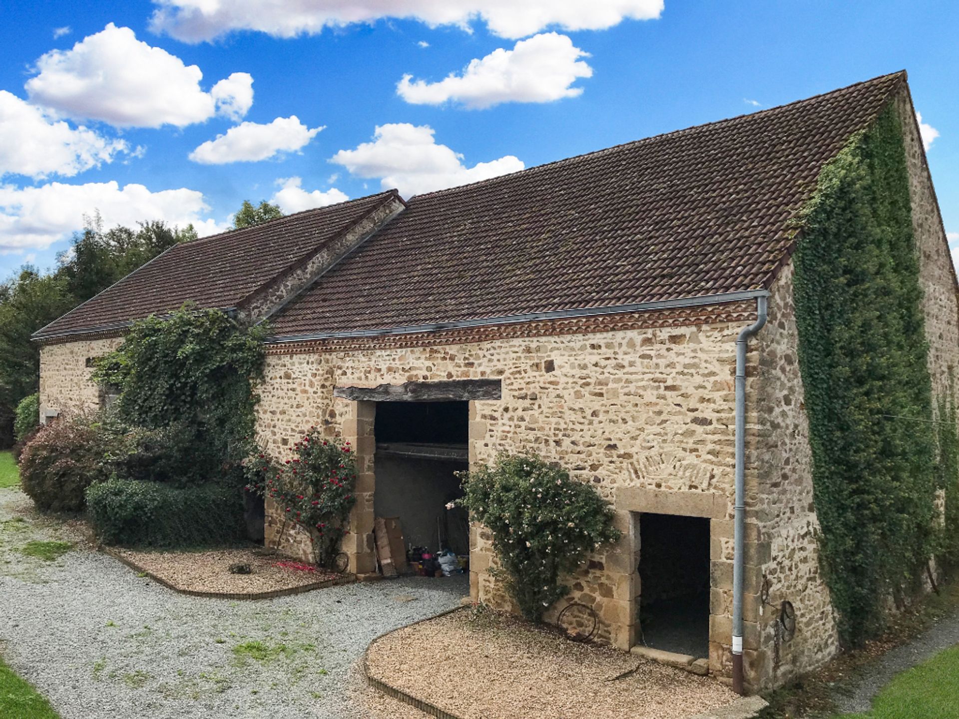 Andet i Dompierre-les-Eglises, Nouvelle-Aquitaine 10088060