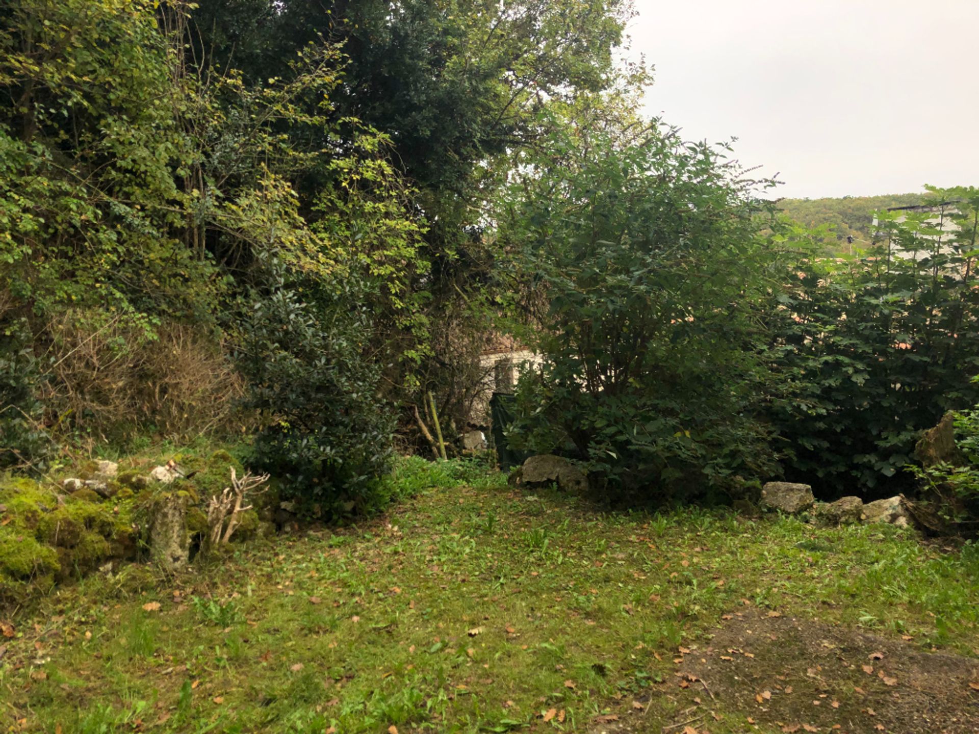 Casa nel Montcuq En Quercy Blanc, Midi-Pyrenees 10088063