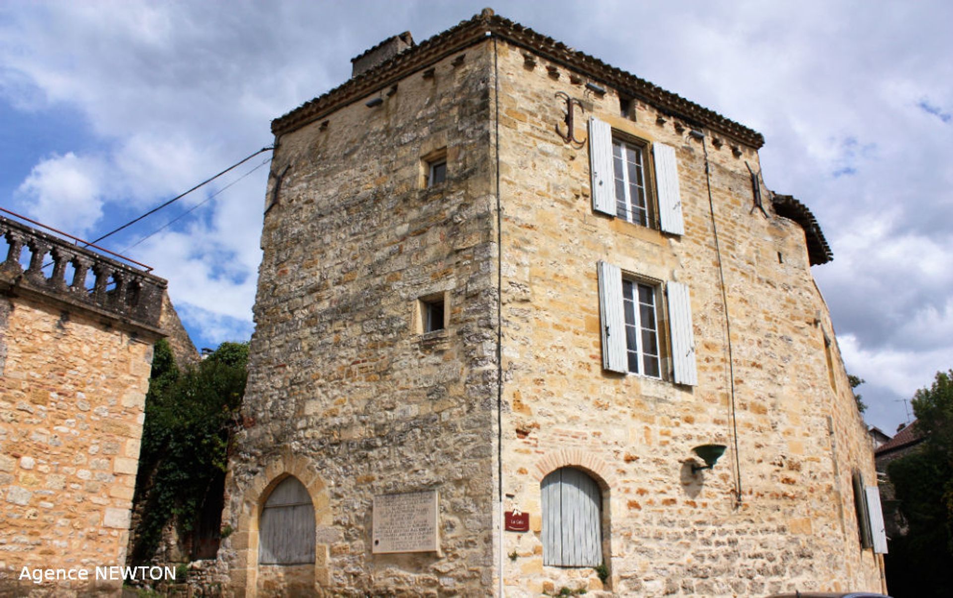 Hus i Puy-l'Eveque, Occitanie 10088075