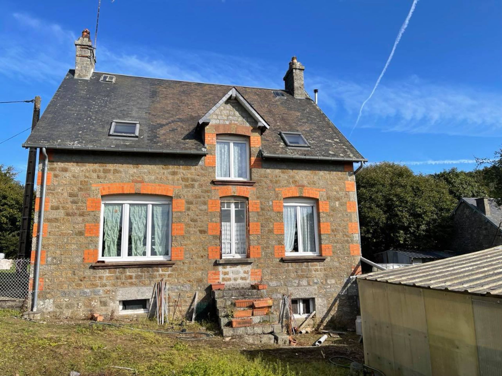 casa en Saint Pois, Basse-Normandie 10088077