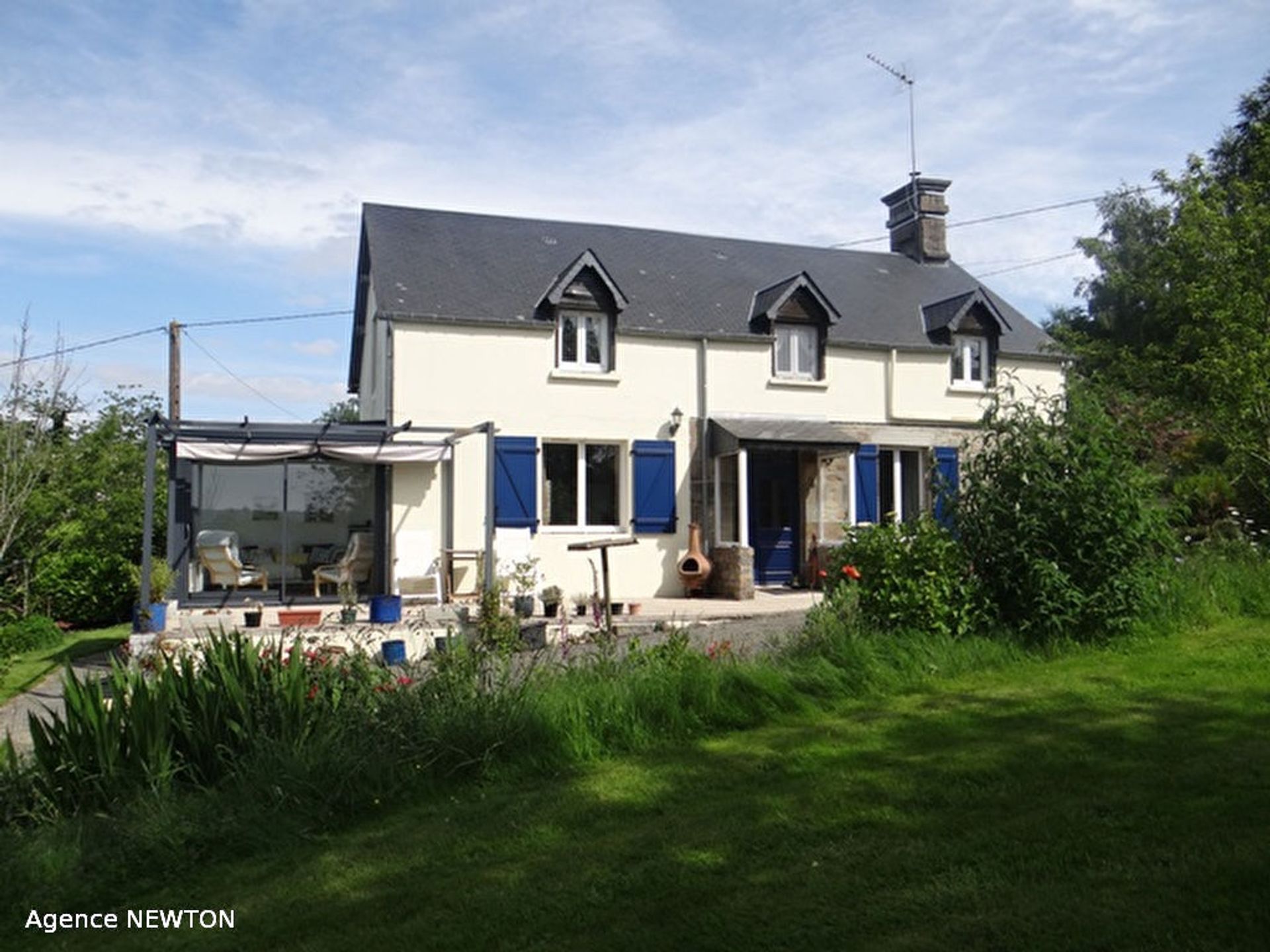 Hus i St Pois, Basse-Normandie 10088109