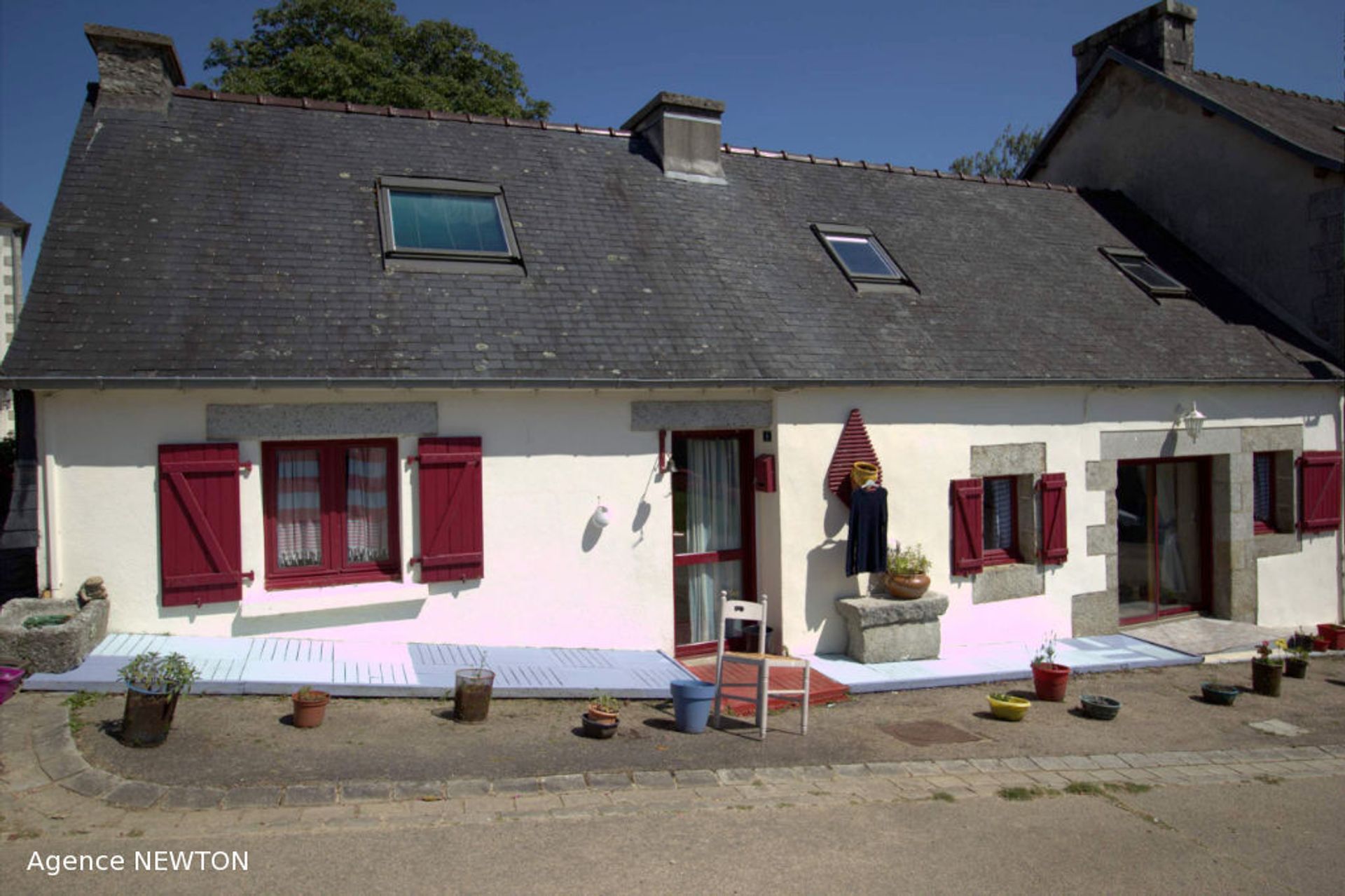 House in Locmaria-Berrien, Bretagne 10088117