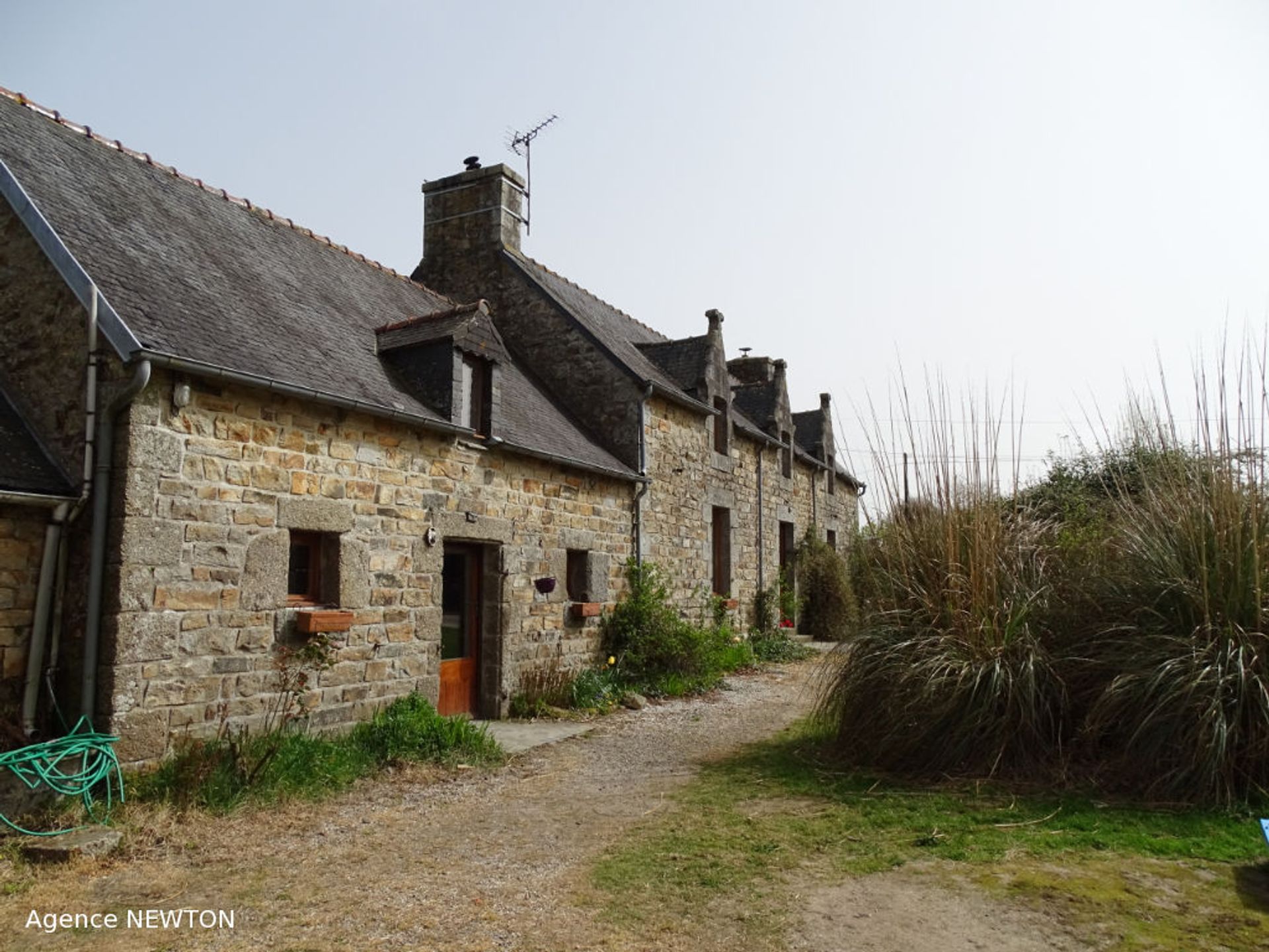 Rumah di Mael Pestivien, Bretagne 10088125