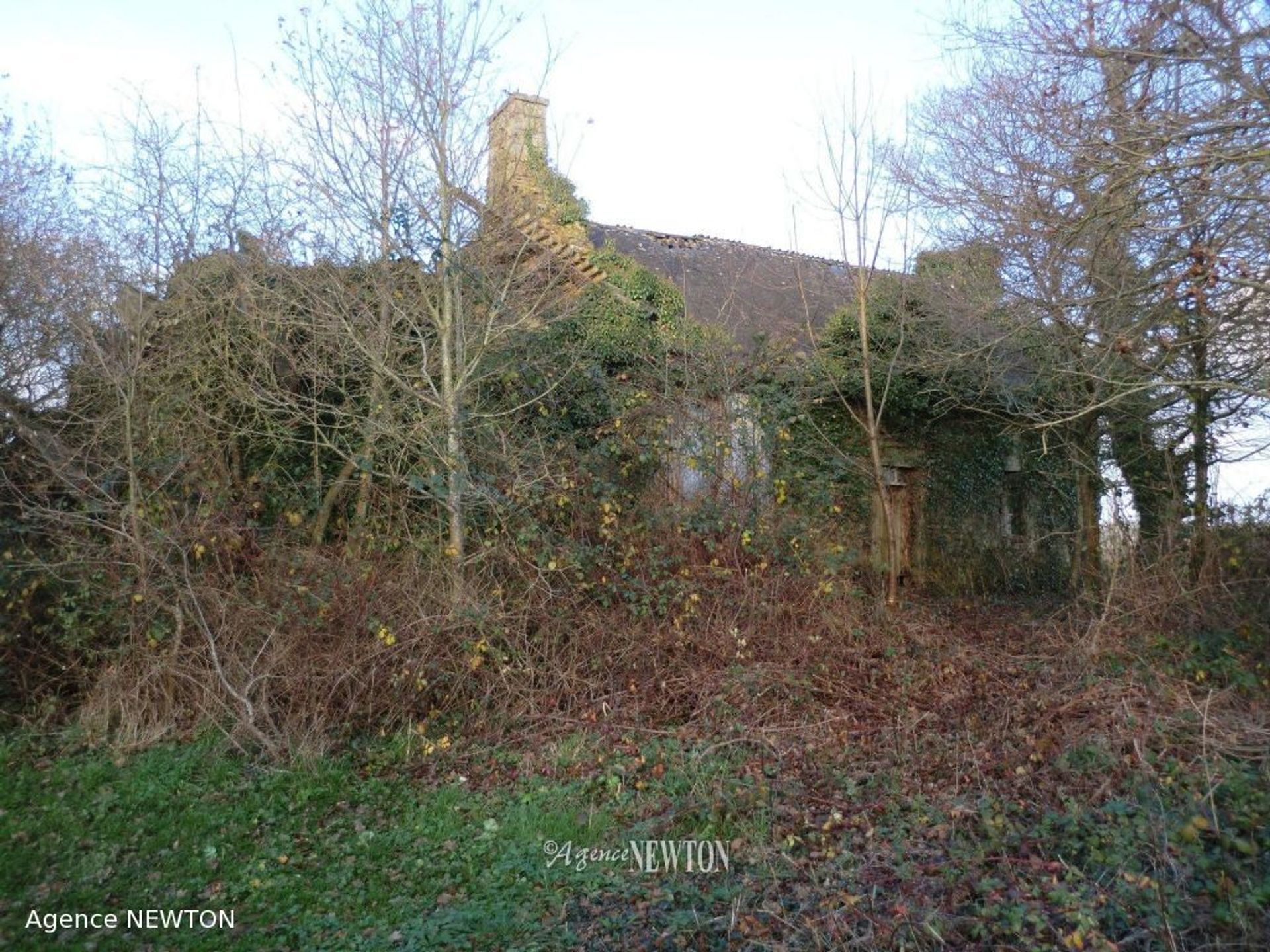 rumah dalam Plessala, Bretagne 10088144