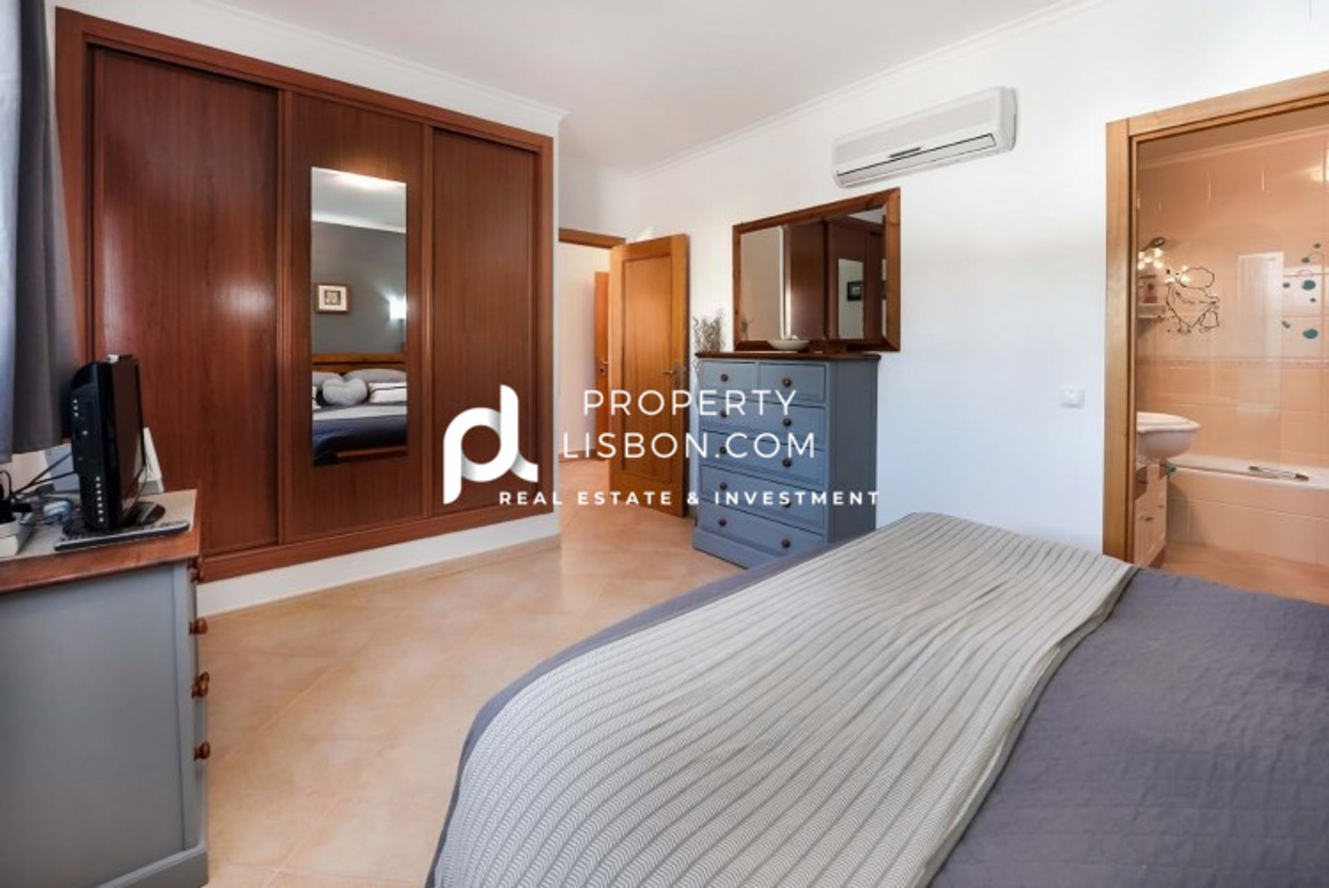 Condominium dans BensafrimE Barao de Sao Joao, Algarve 10088282