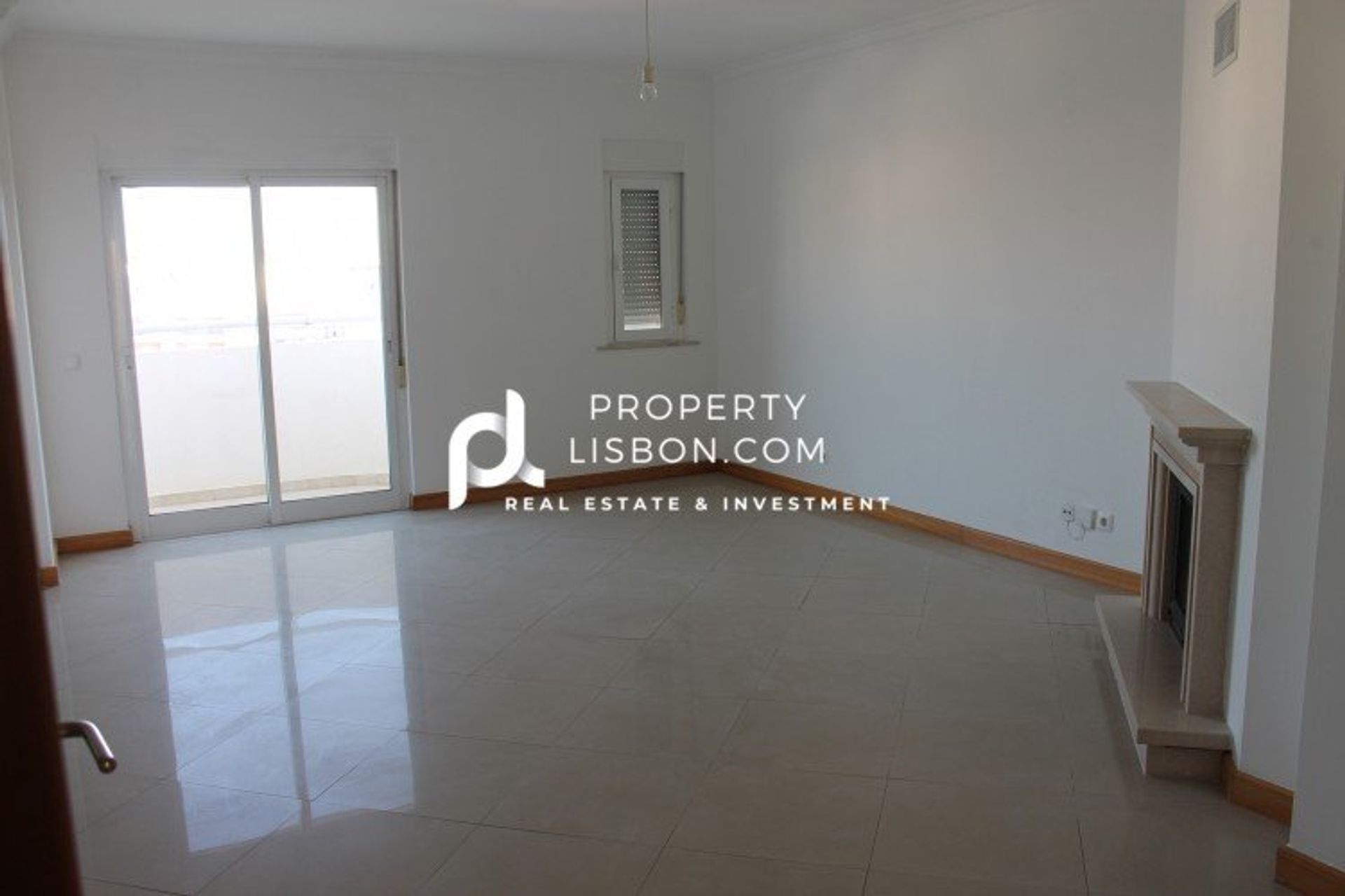 Condominium in Faro, Faro 10088425