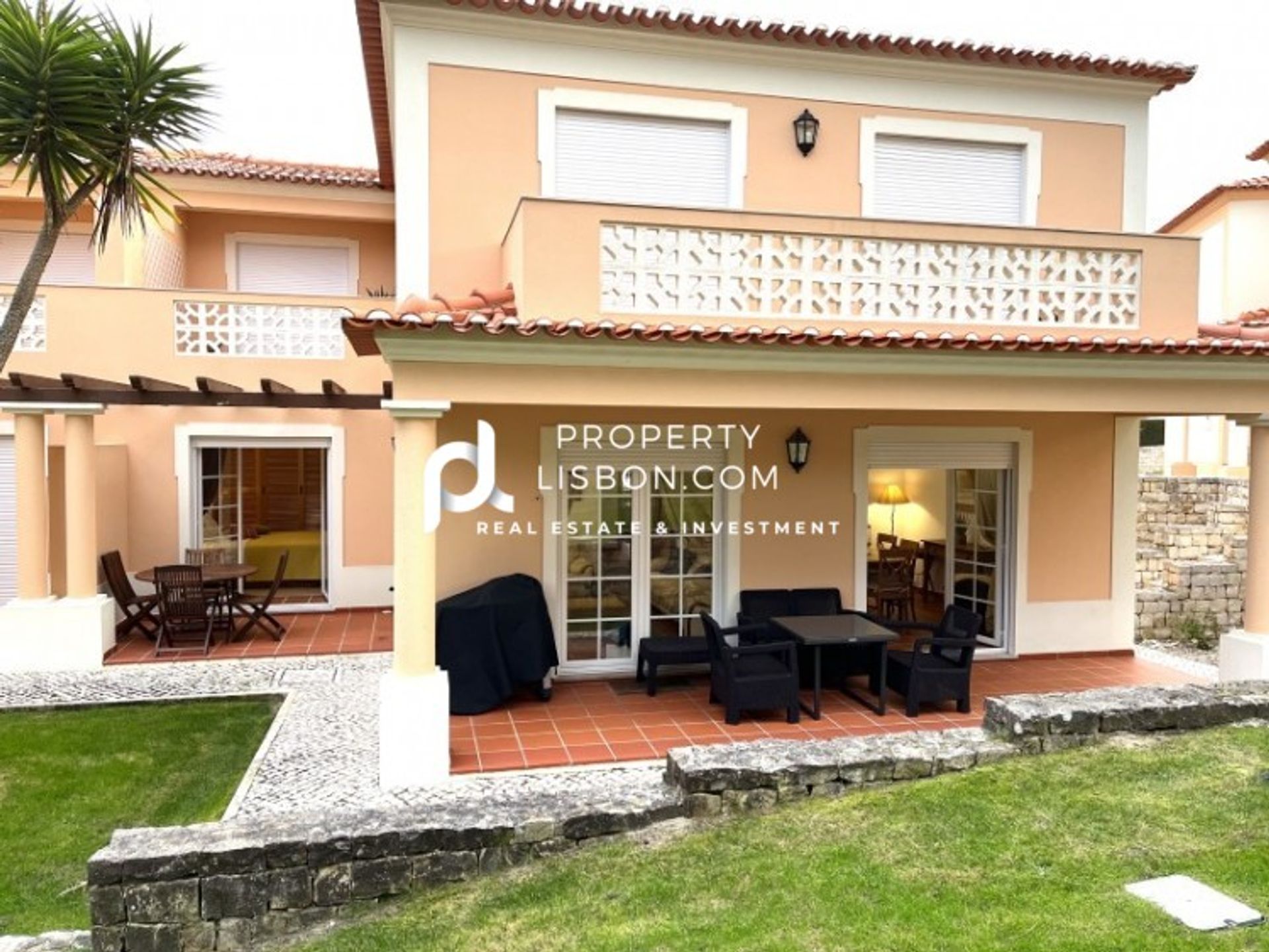 Condominium in Ferrel, Leiria 10088560