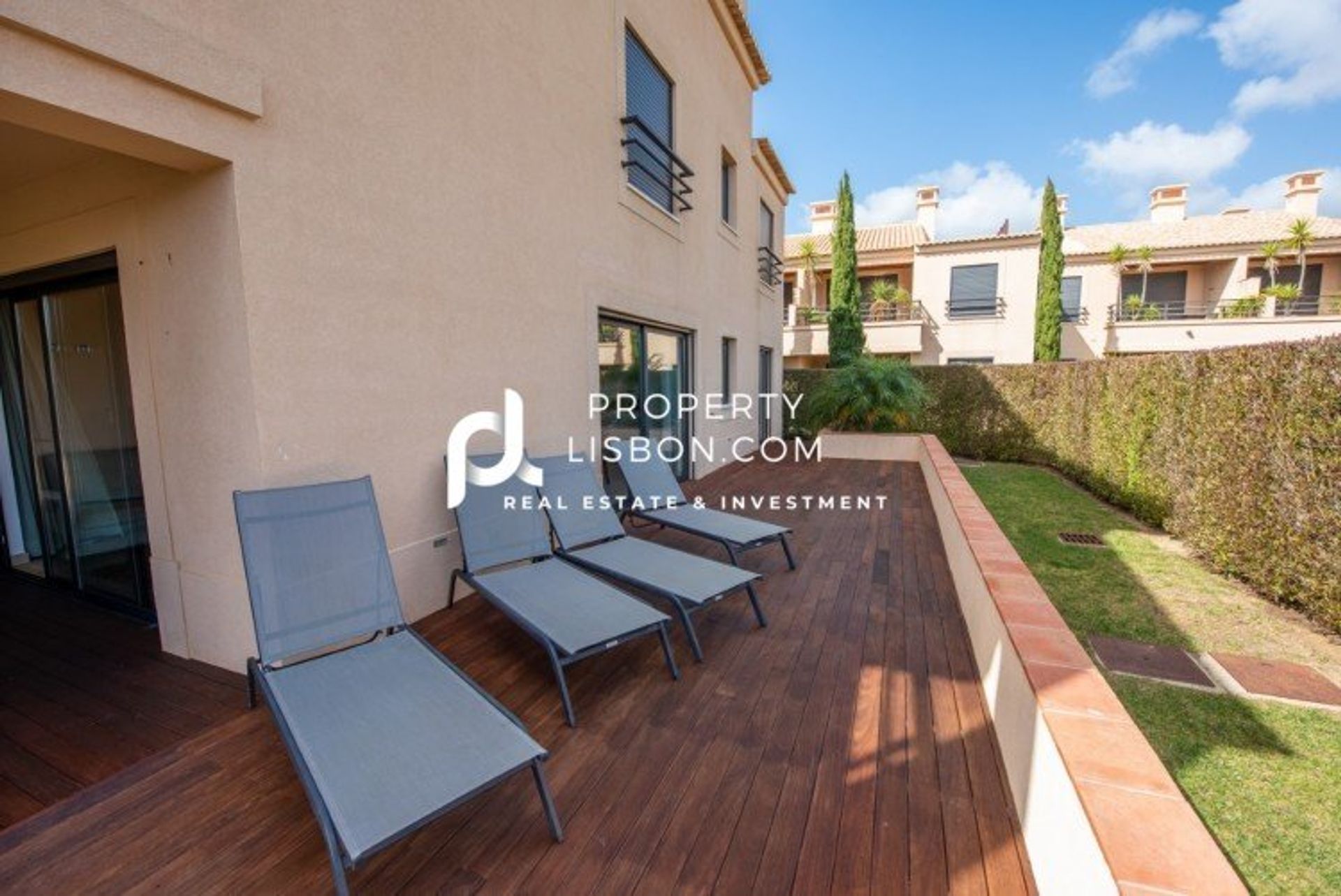 Condominium in BensafrimE Barao de Sao Joao, Algarve 10088569