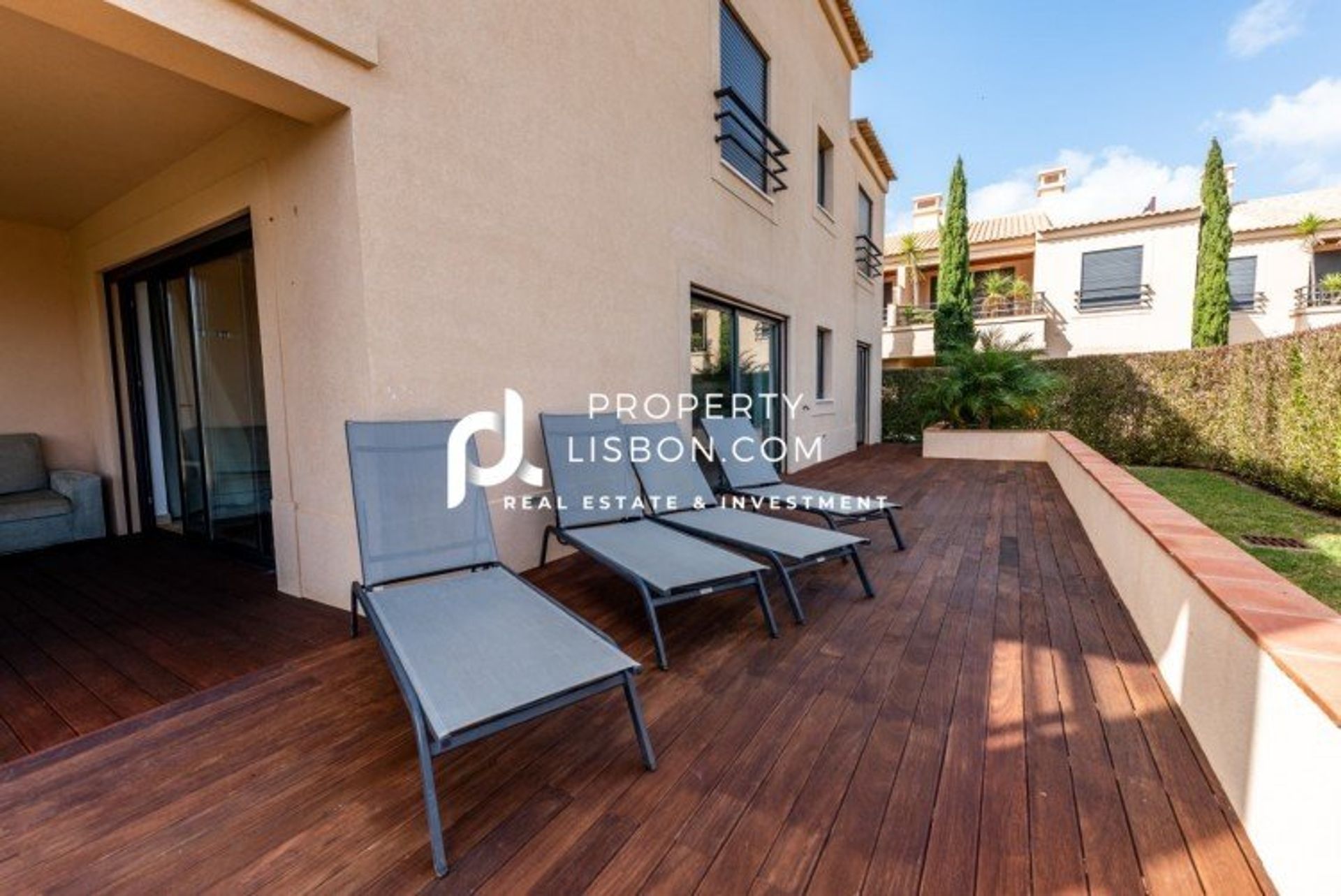 Condominium in BensafrimE Barao de Sao Joao, Algarve 10088569