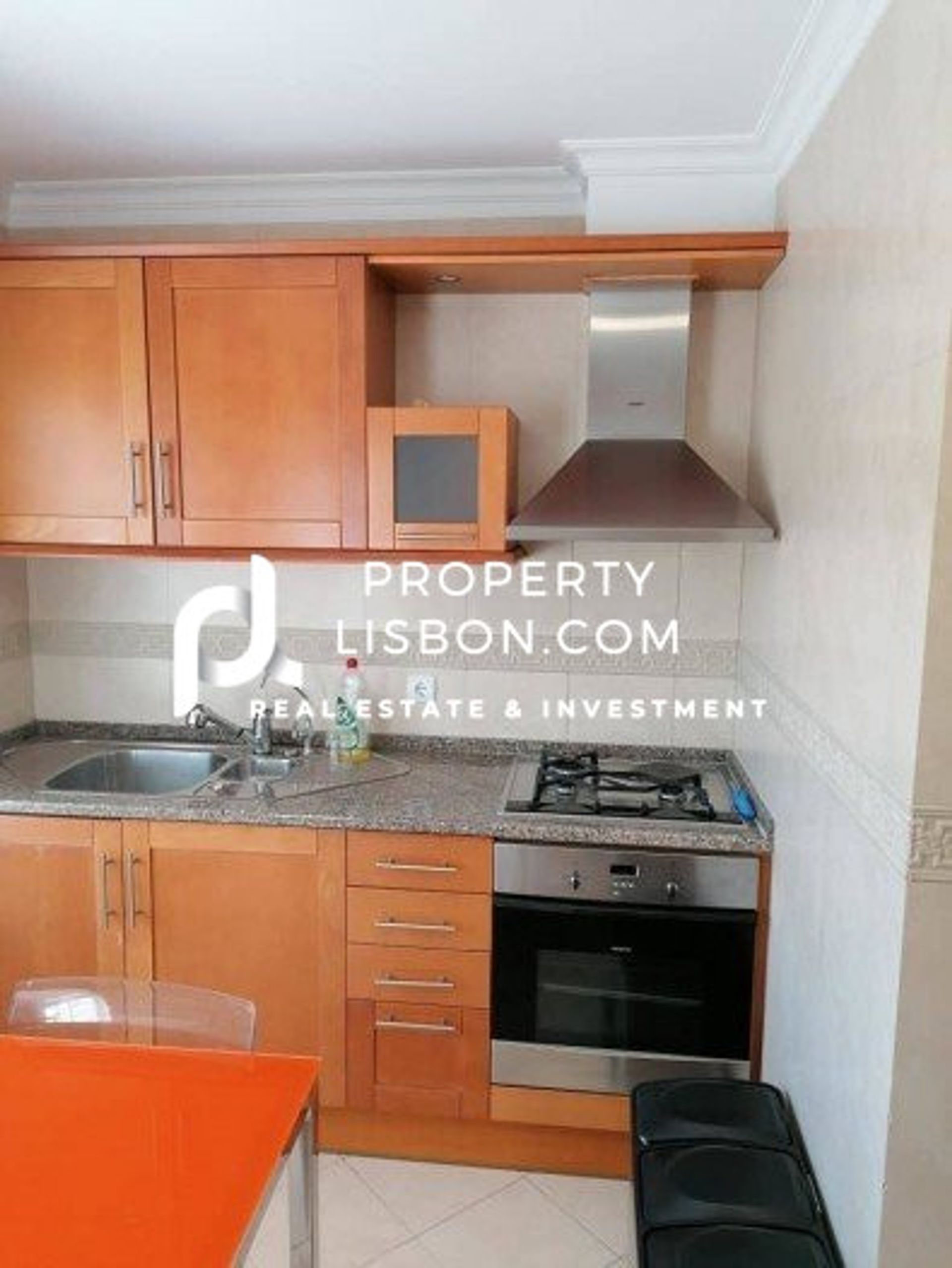 Condominium in Oeiras, Lisbon 10088573