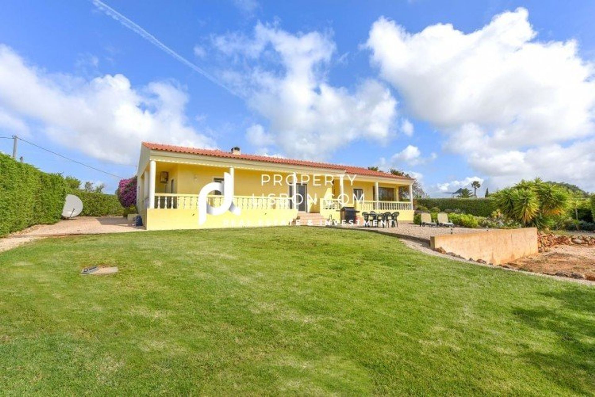 House in BensafrimE Barao de Sao Joao, Algarve 10088611