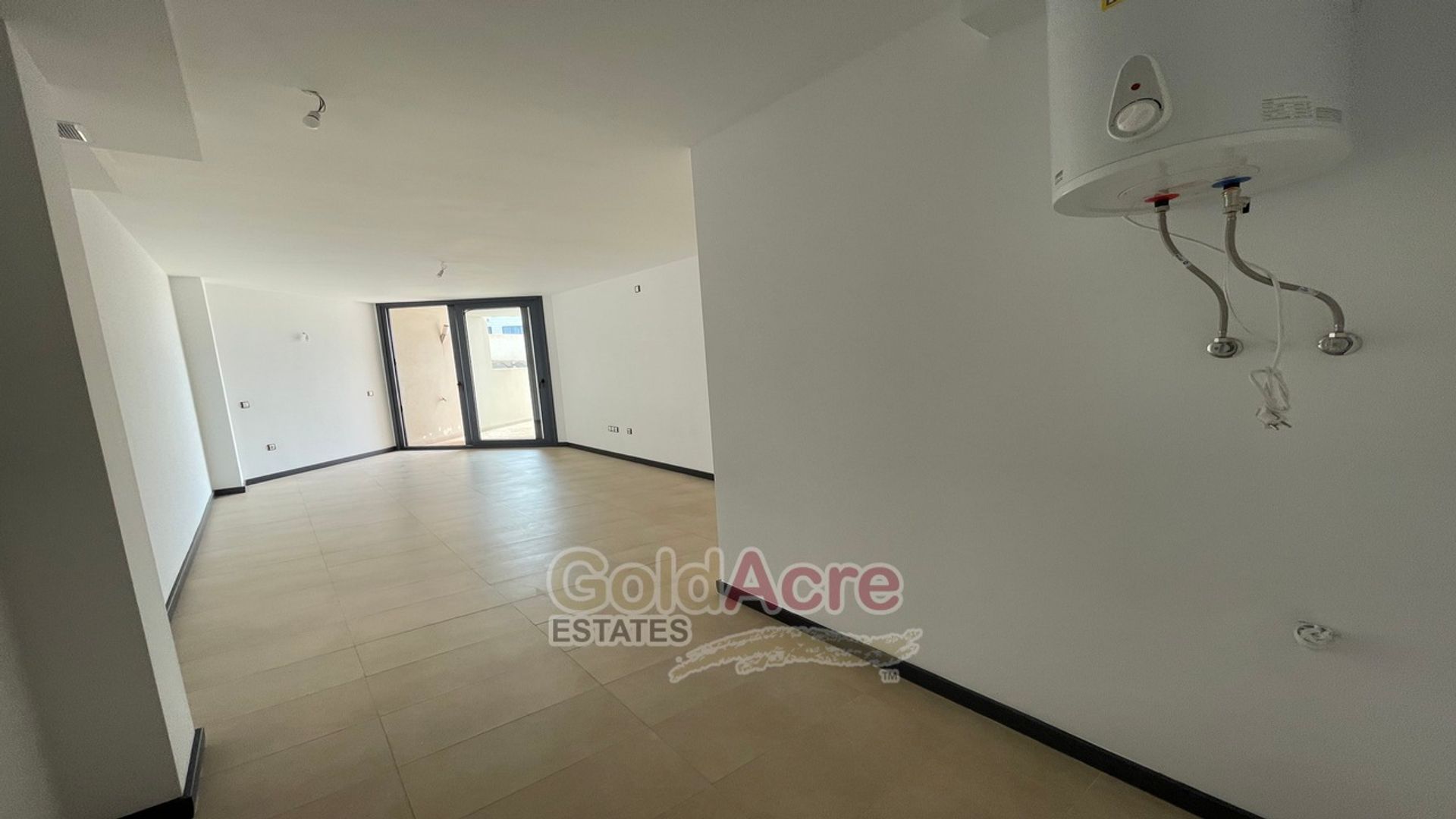 Condominium in El Cotillo, Canary Islands 10089043