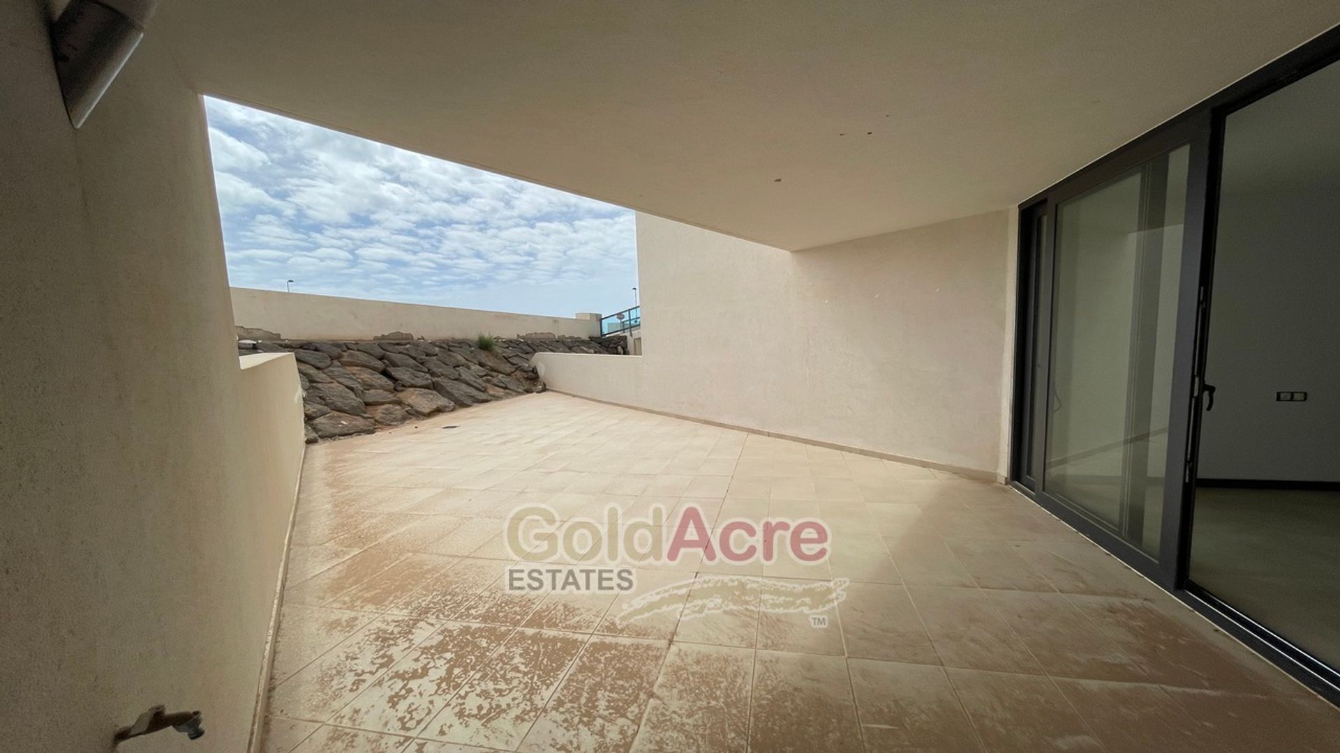 Condominium in El Cotillo, Canary Islands 10089043