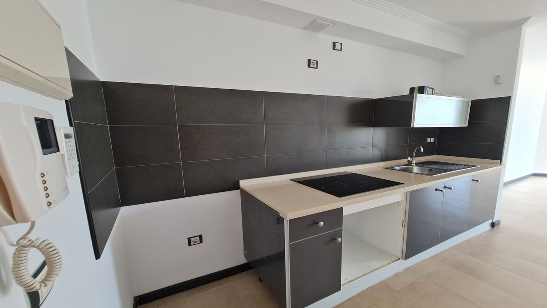 Condominium in El Cotillo, Canary Islands 10089044