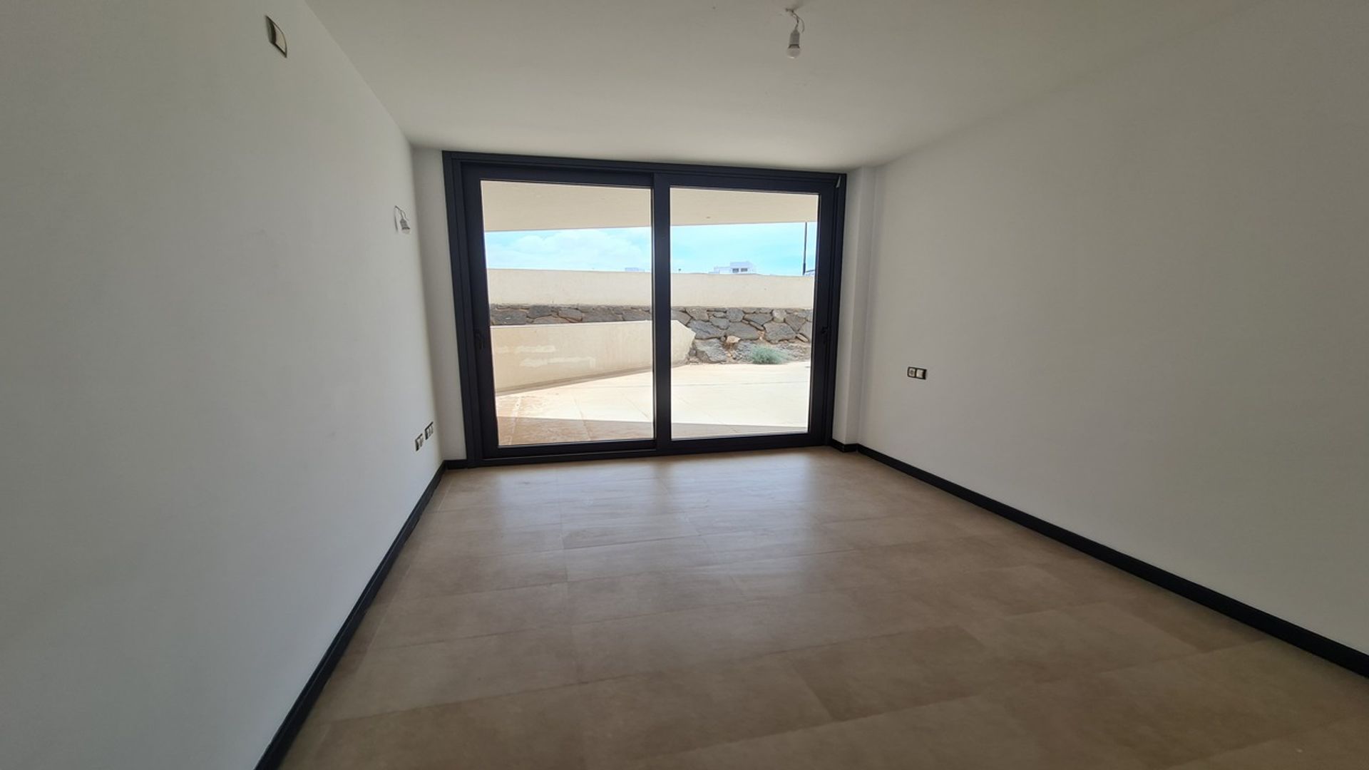 Condominium in El Cotillo, Canary Islands 10089044