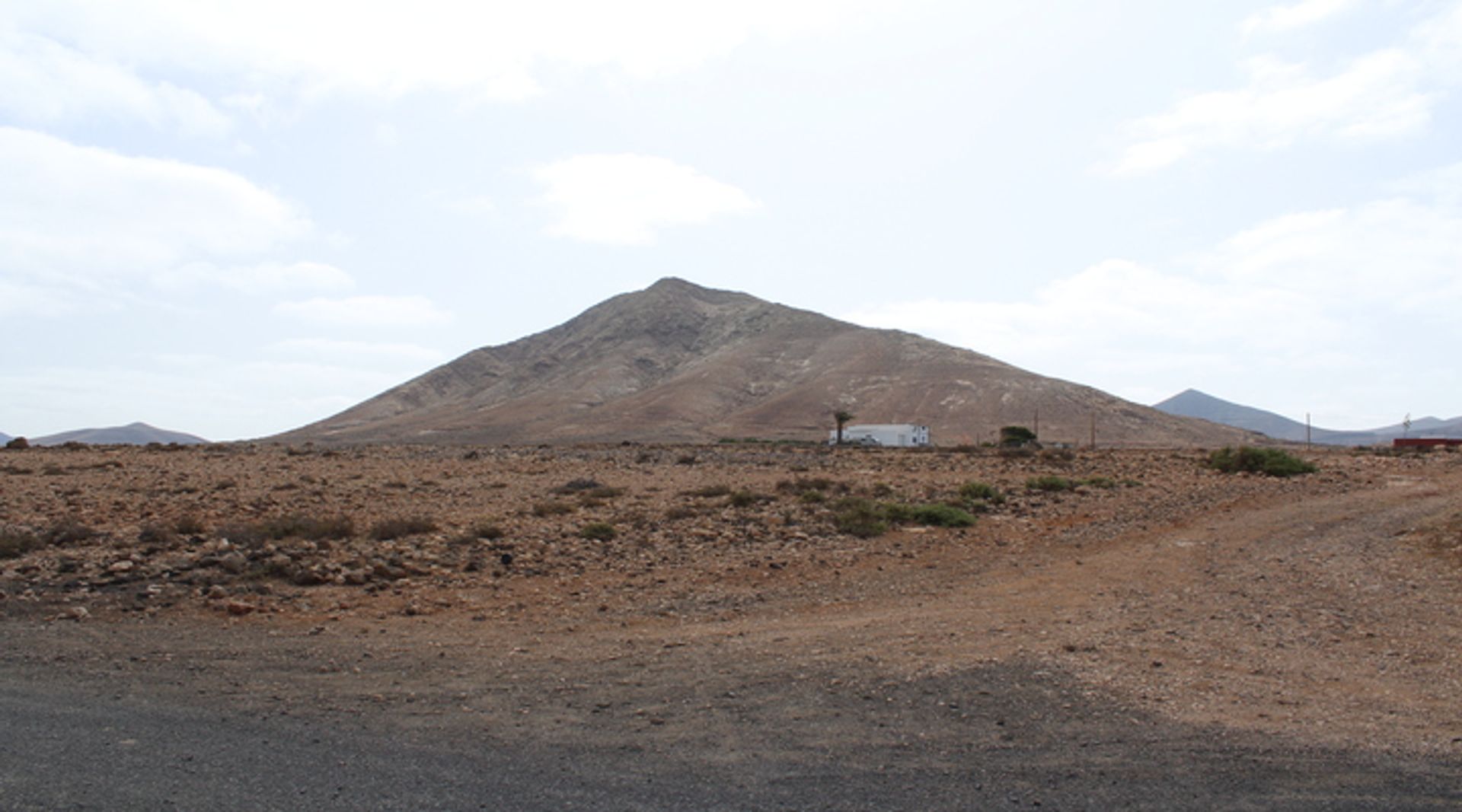 ארץ ב Tindaya, Canary Islands 10089165