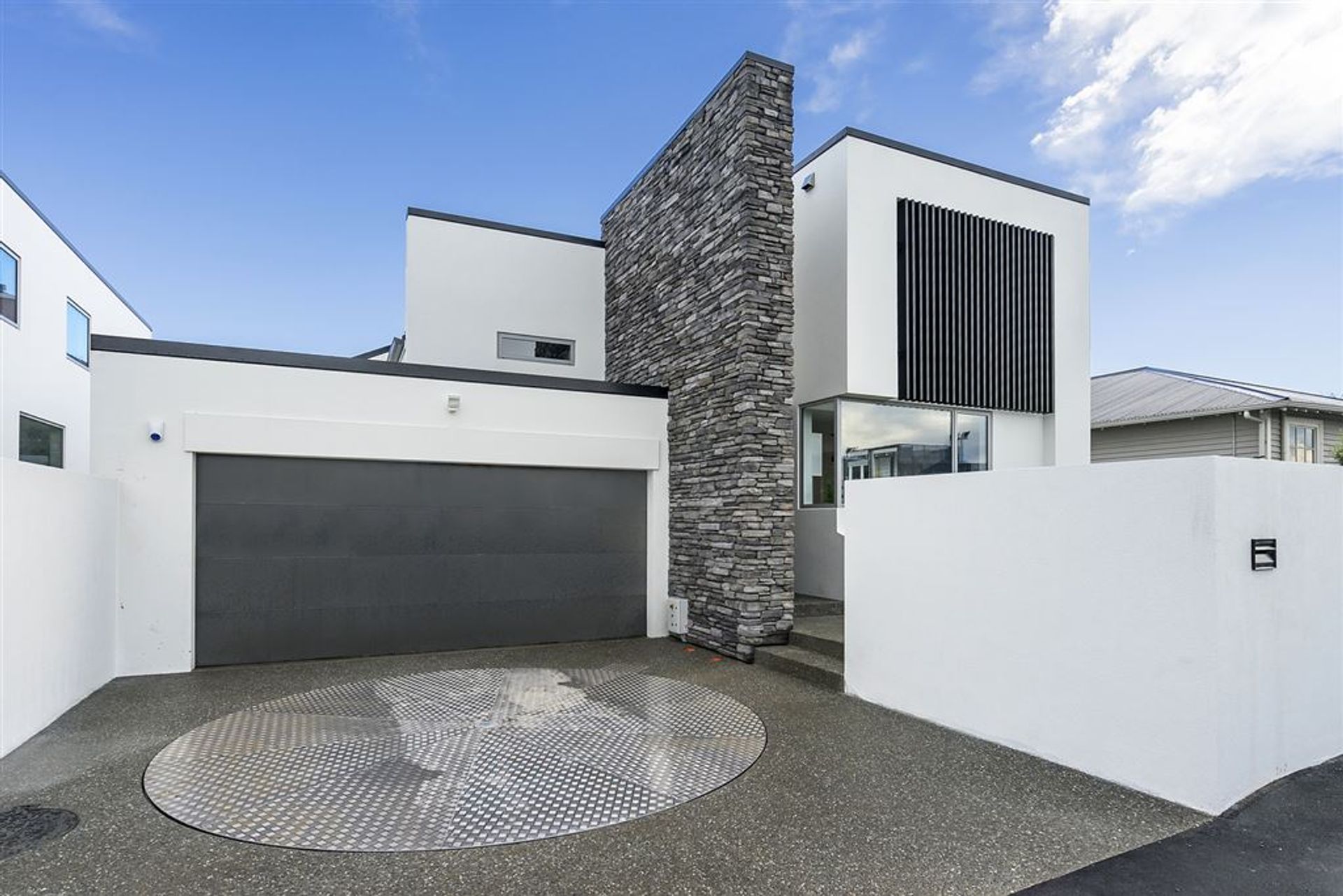 House in Christchurch, Canterbury 10089302