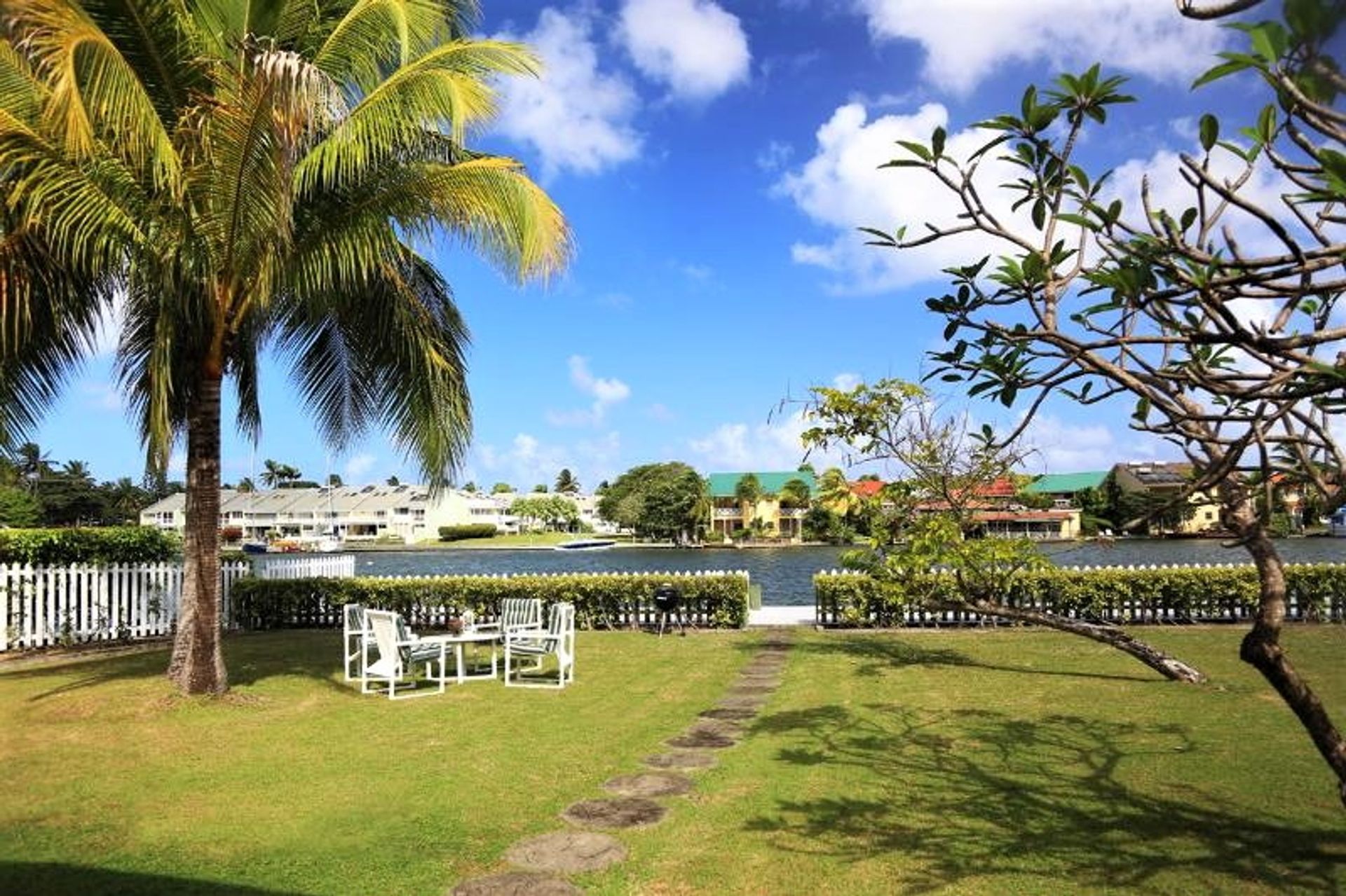 بيت في Rodney Bay,  10089643